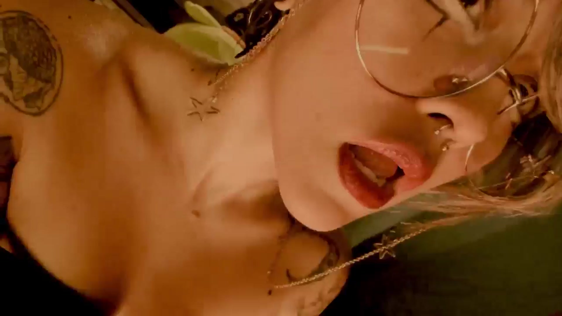 Gallery image thumbnail from AbraxxysRadio's myfreecams stream on, 06/16/2024, 24:15 image 10 of 20