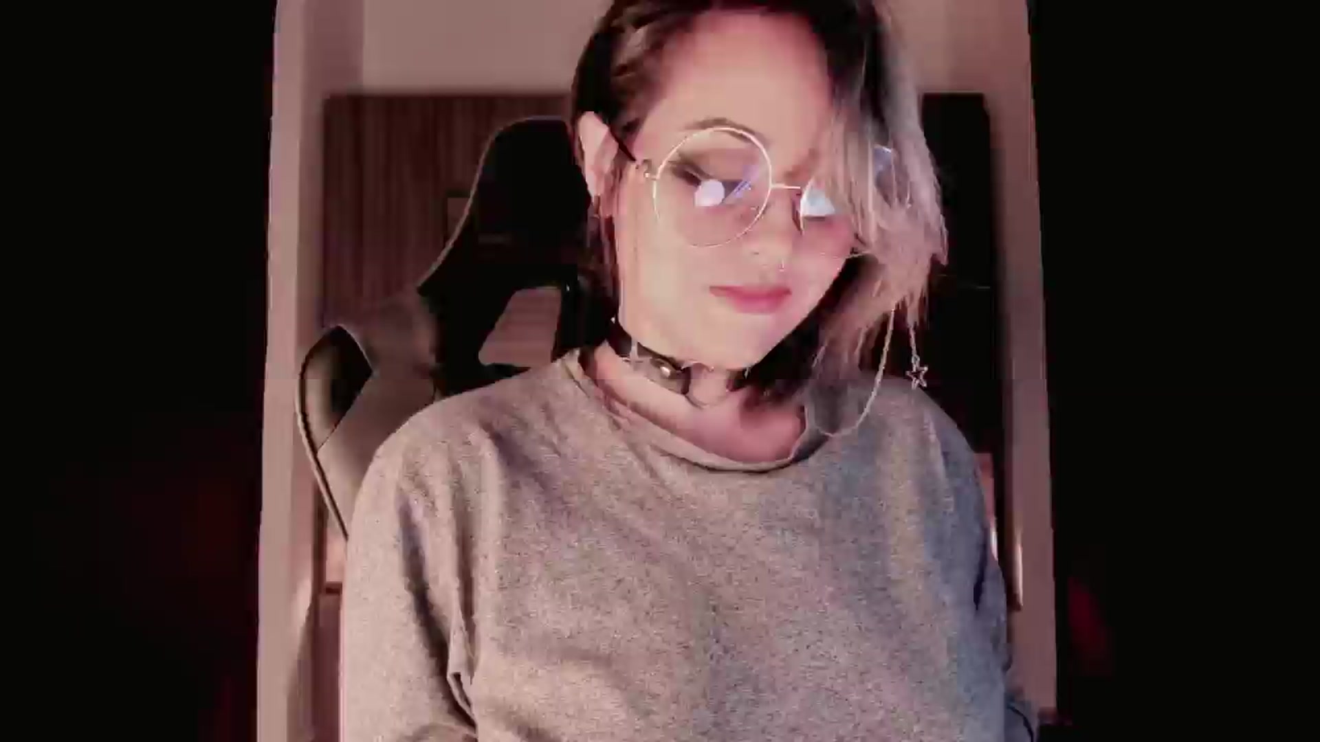 Gallery image thumbnail from AbraxxysRadio's myfreecams stream on, 06/20/2024, 23:53 image 2 of 20