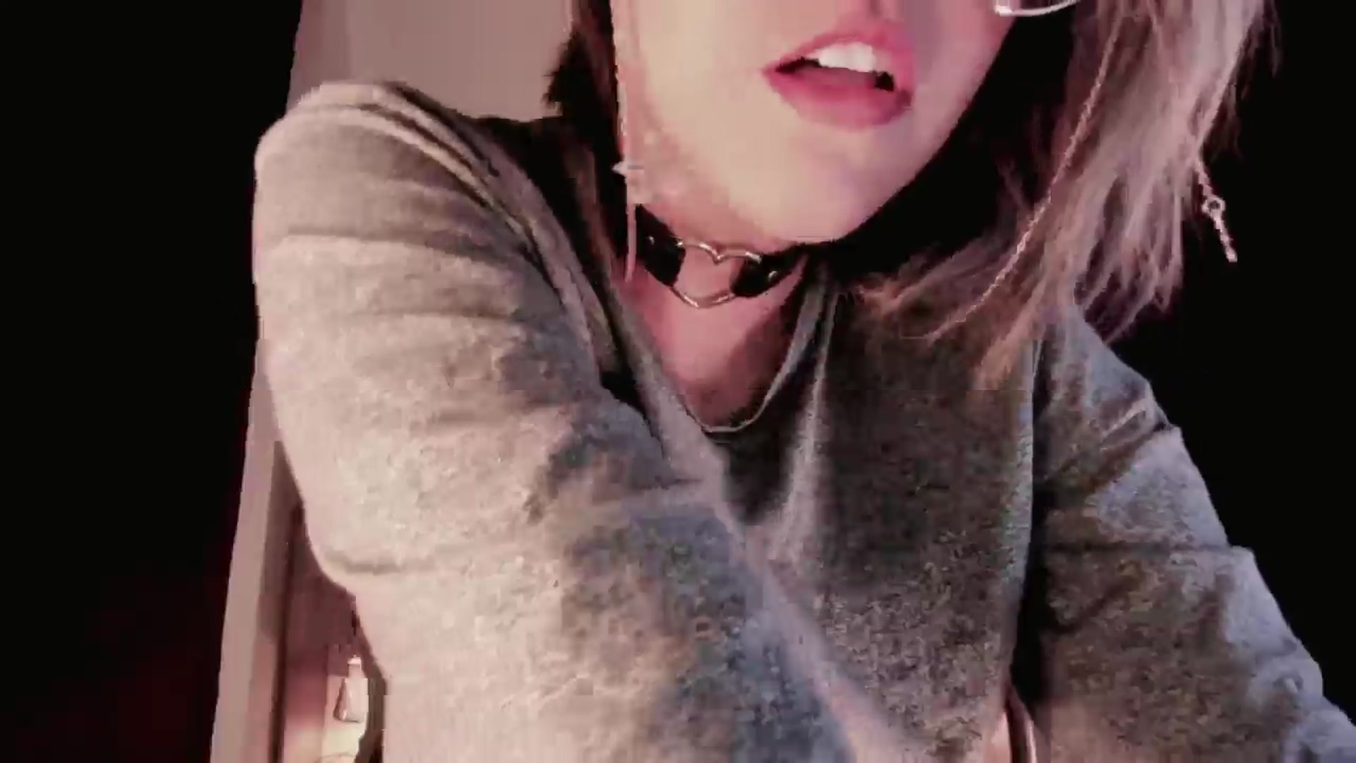 Gallery image thumbnail from AbraxxysRadio's myfreecams stream on, 06/20/2024, 23:53 image 17 of 20