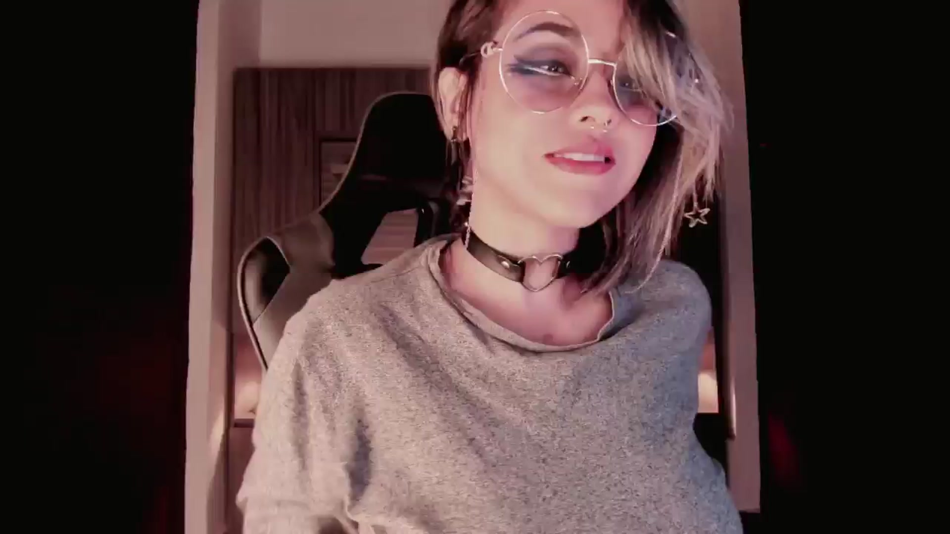 Gallery image thumbnail from AbraxxysRadio's myfreecams stream on, 06/20/2024, 23:53 image 1 of 20