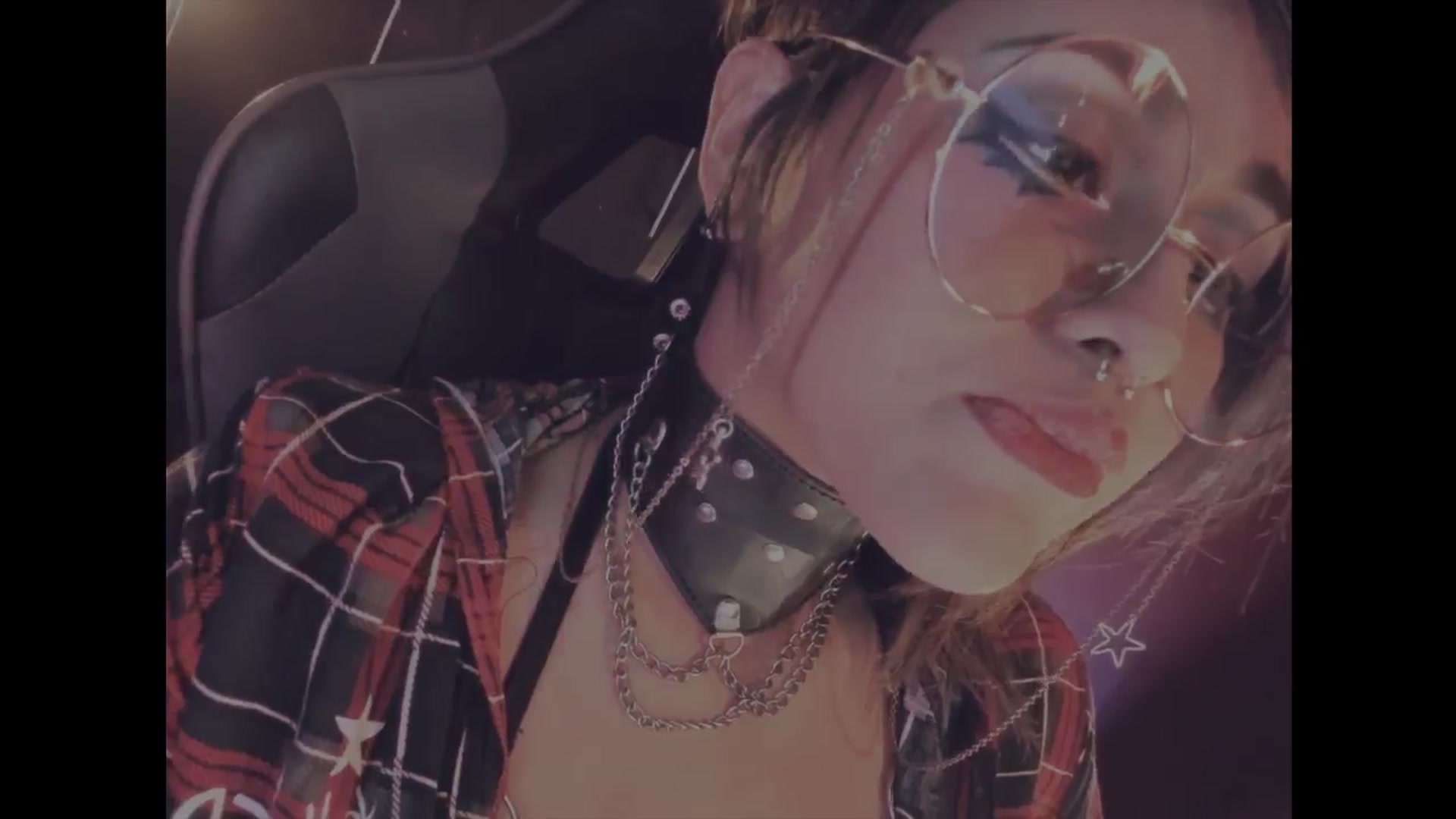 Gallery image thumbnail from AbraxxysRadio's myfreecams stream on, 06/27/2024, 24:00 image 12 of 20
