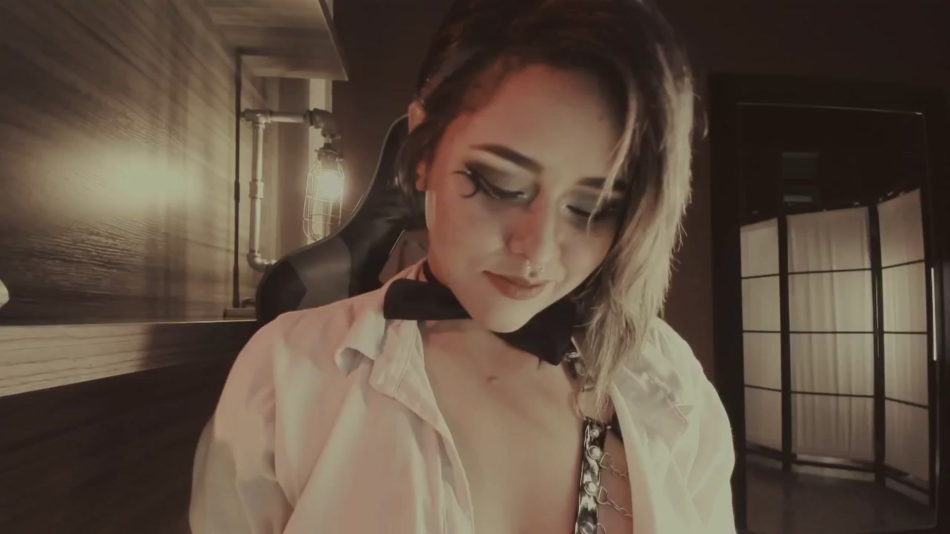 Gallery image thumbnail from AbraxxysRadio's myfreecams stream on, 07/07/2024, 19:12 image 13 of 20