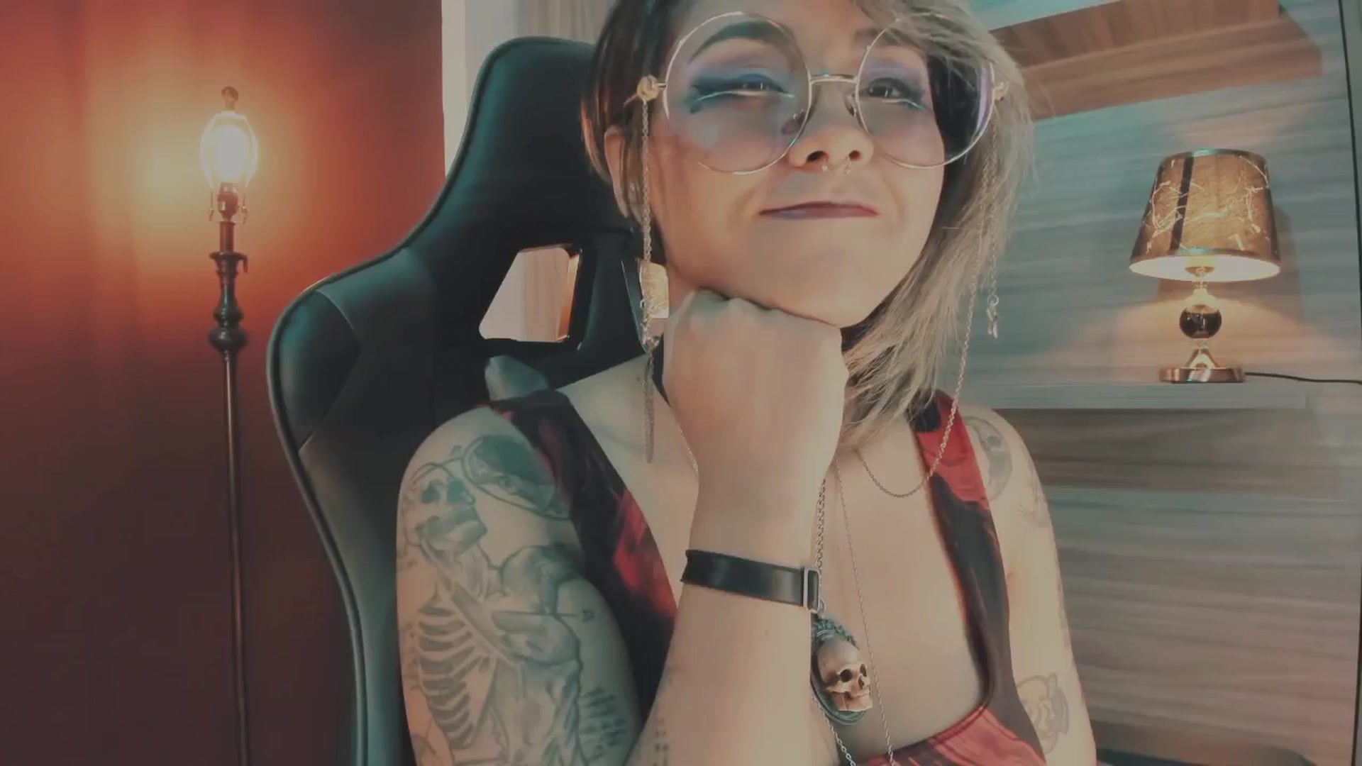 Gallery image thumbnail from AbraxxysRadio's myfreecams stream on, 07/08/2024, 23:17 image 18 of 20
