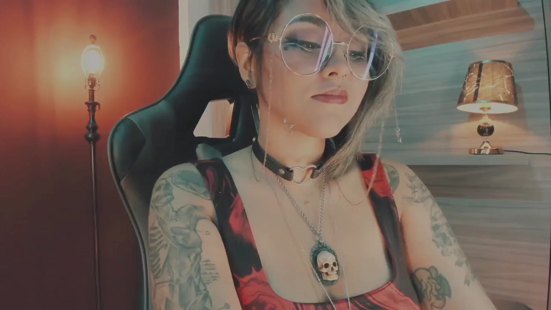 Gallery image thumbnail from AbraxxysRadio's myfreecams stream on, 07/08/2024, 23:17 image 15 of 20