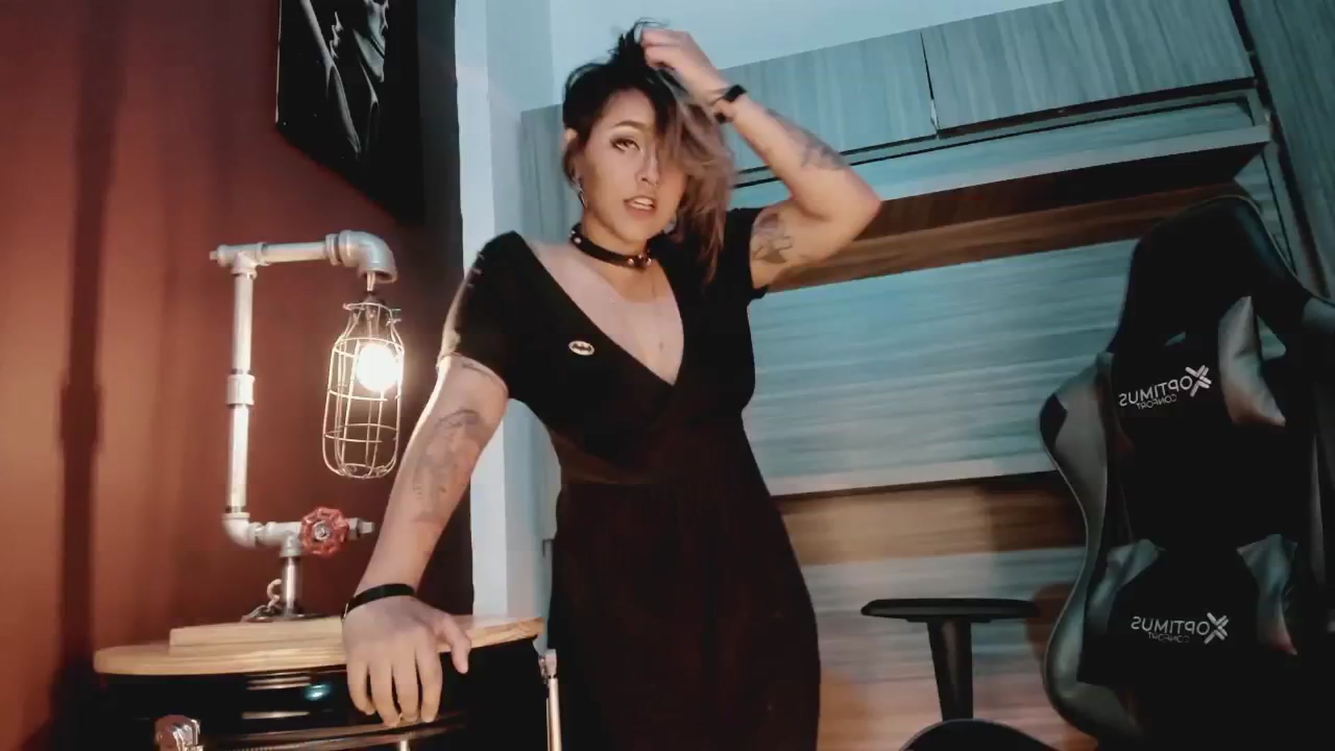 Gallery image thumbnail from AbraxxysRadio's myfreecams stream on, 07/18/2024, 23:31 image 11 of 20