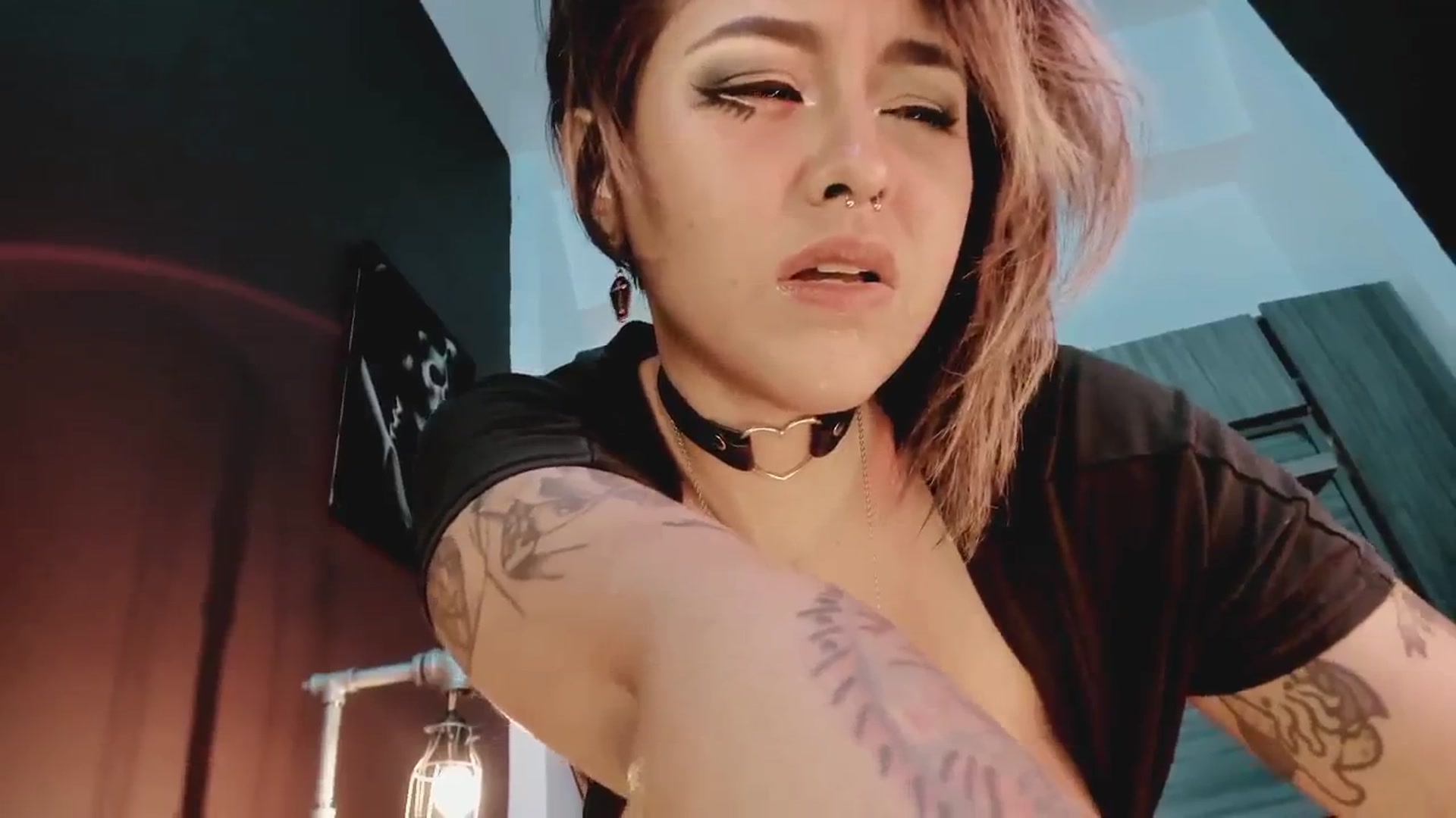 Gallery image thumbnail from AbraxxysRadio's myfreecams stream on, 07/19/2024, 24:25 image 17 of 20
