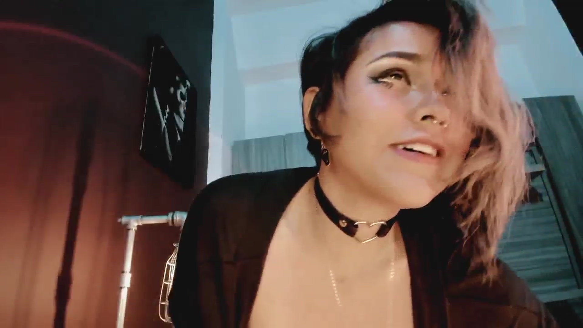 Gallery image thumbnail from AbraxxysRadio's myfreecams stream on, 07/19/2024, 24:25 image 2 of 20
