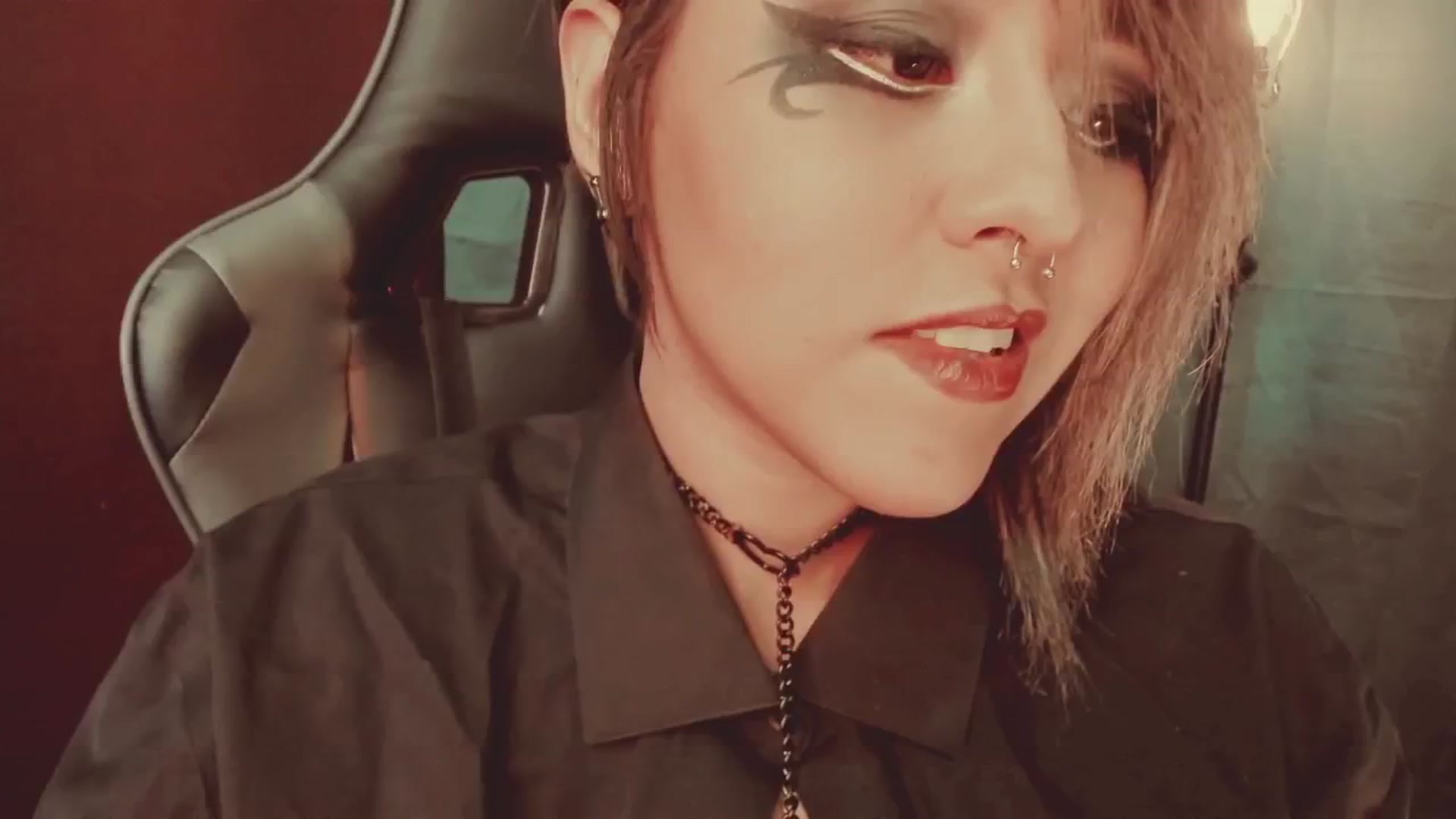 Gallery image thumbnail from AbraxxysRadio's myfreecams stream on, 07/27/2024, 23:40 image 11 of 20