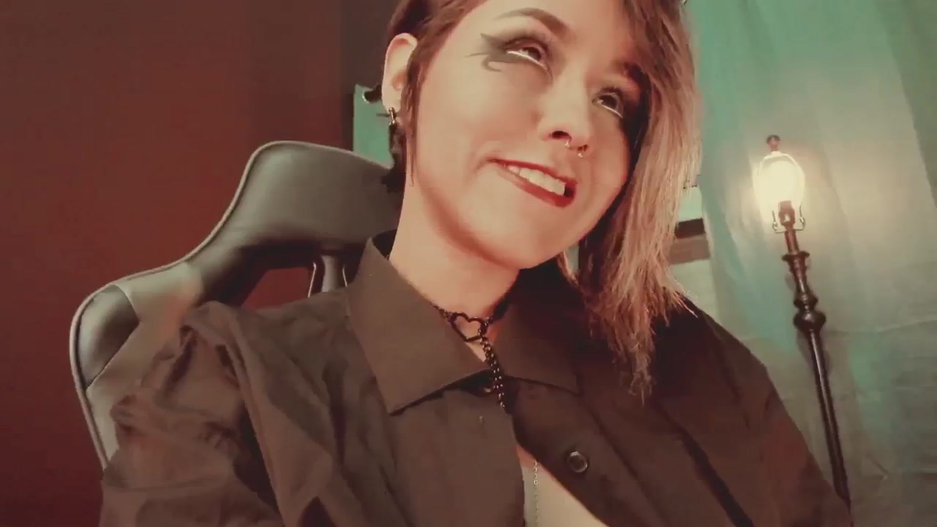 Gallery image thumbnail from AbraxxysRadio's myfreecams stream on, 07/27/2024, 23:40 image 5 of 20