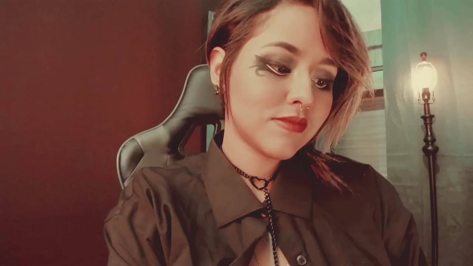 Gallery image thumbnail from AbraxxysRadio's myfreecams stream on, 07/27/2024, 23:40 image 8 of 20