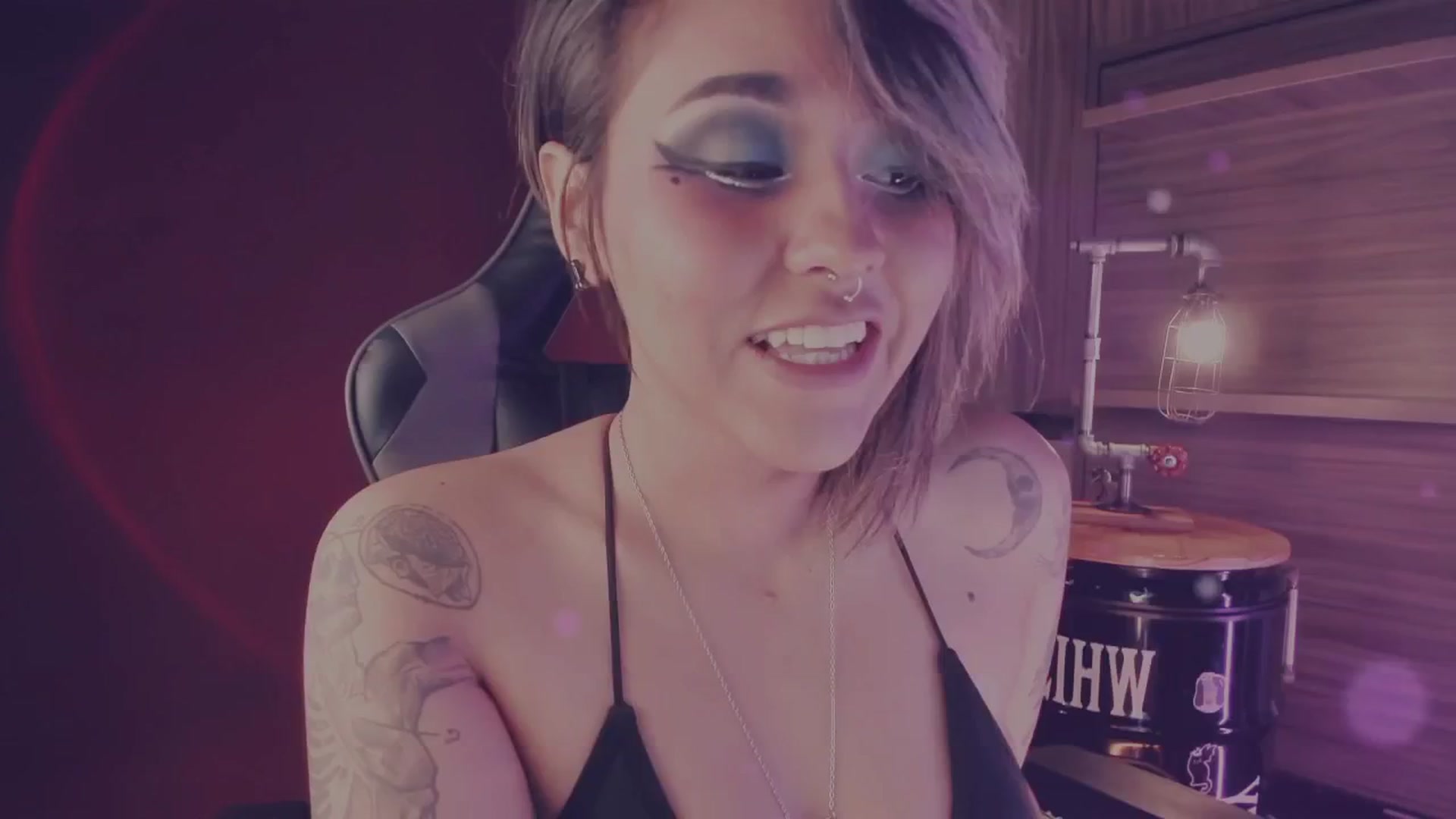 Gallery image thumbnail from AbraxxysRadio's myfreecams stream on, 07/28/2024, 19:12 image 10 of 20