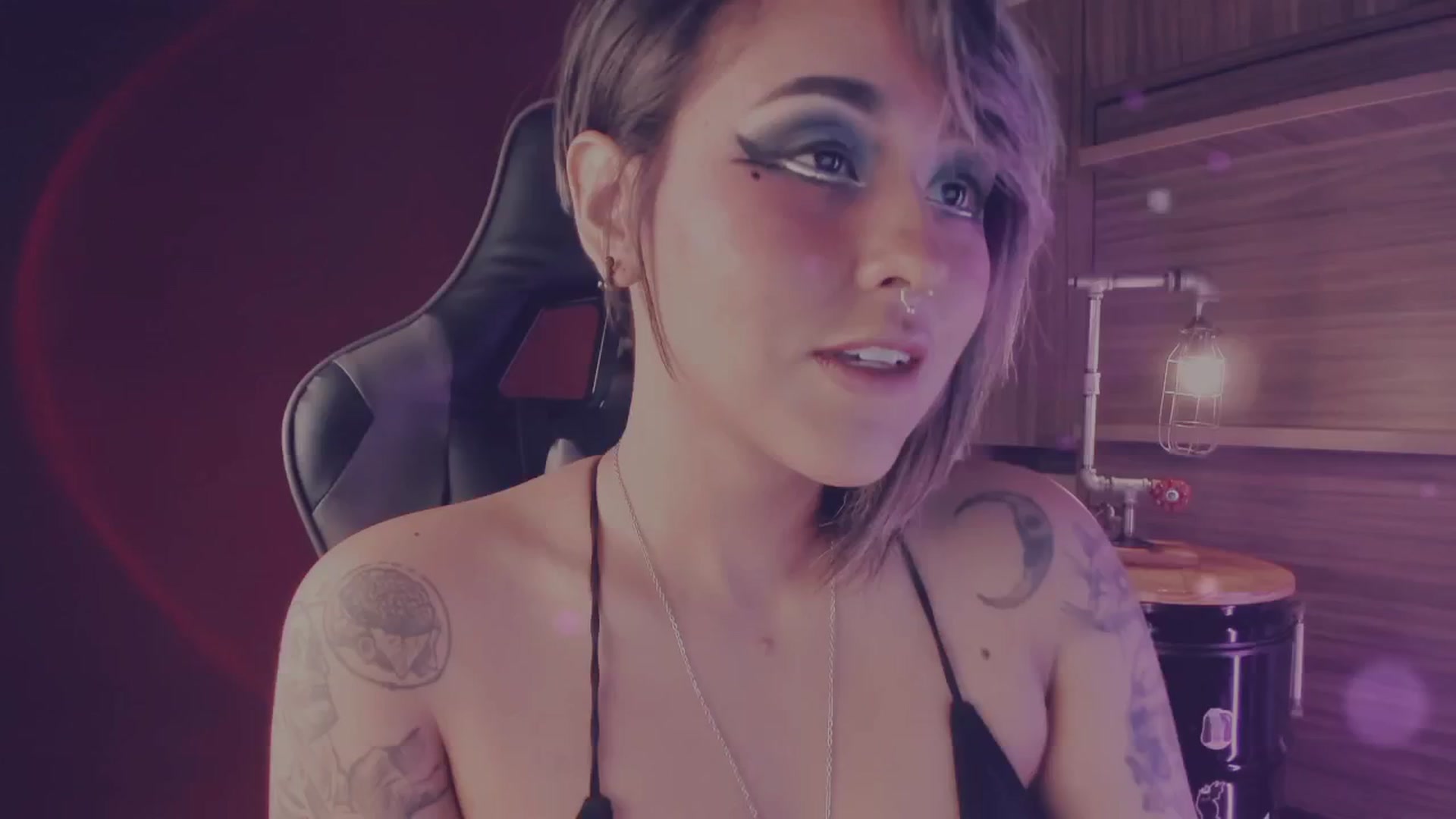 Gallery image thumbnail from AbraxxysRadio's myfreecams stream on, 07/28/2024, 19:12 image 1 of 20