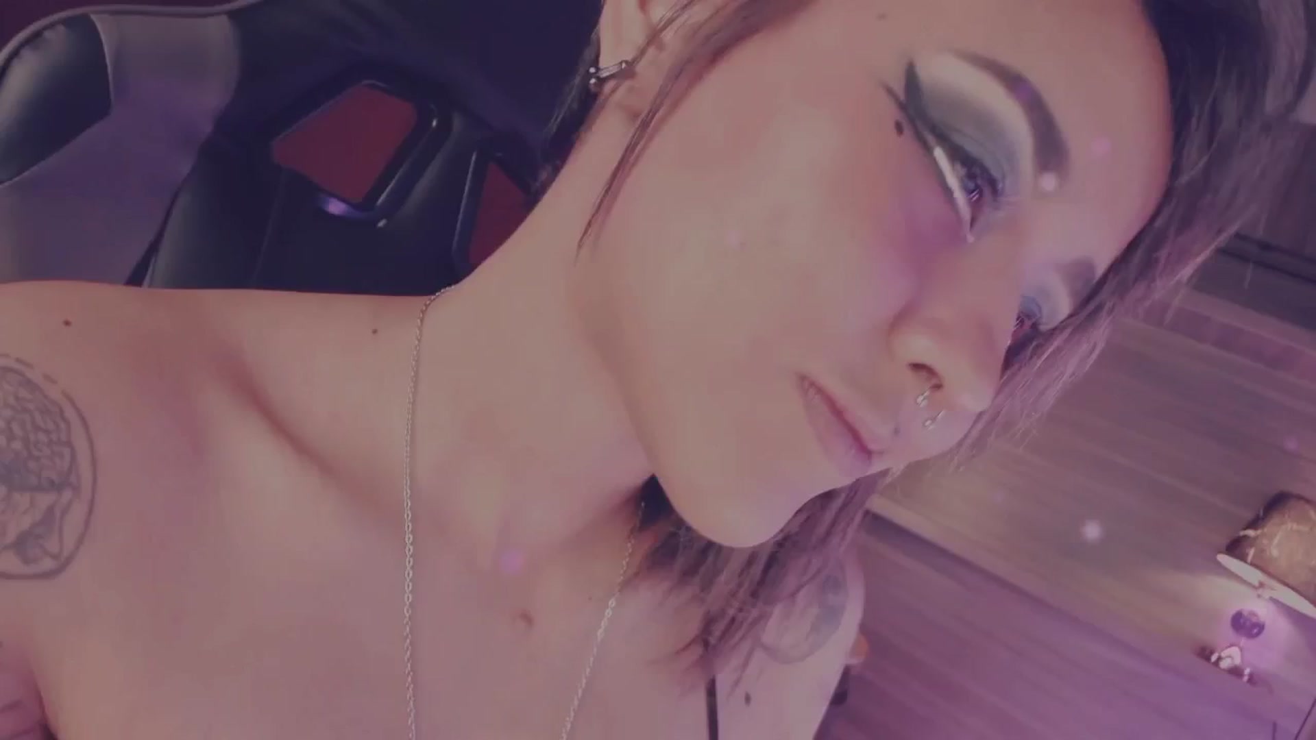Gallery image thumbnail from AbraxxysRadio's myfreecams stream on, 07/28/2024, 19:12 image 8 of 20