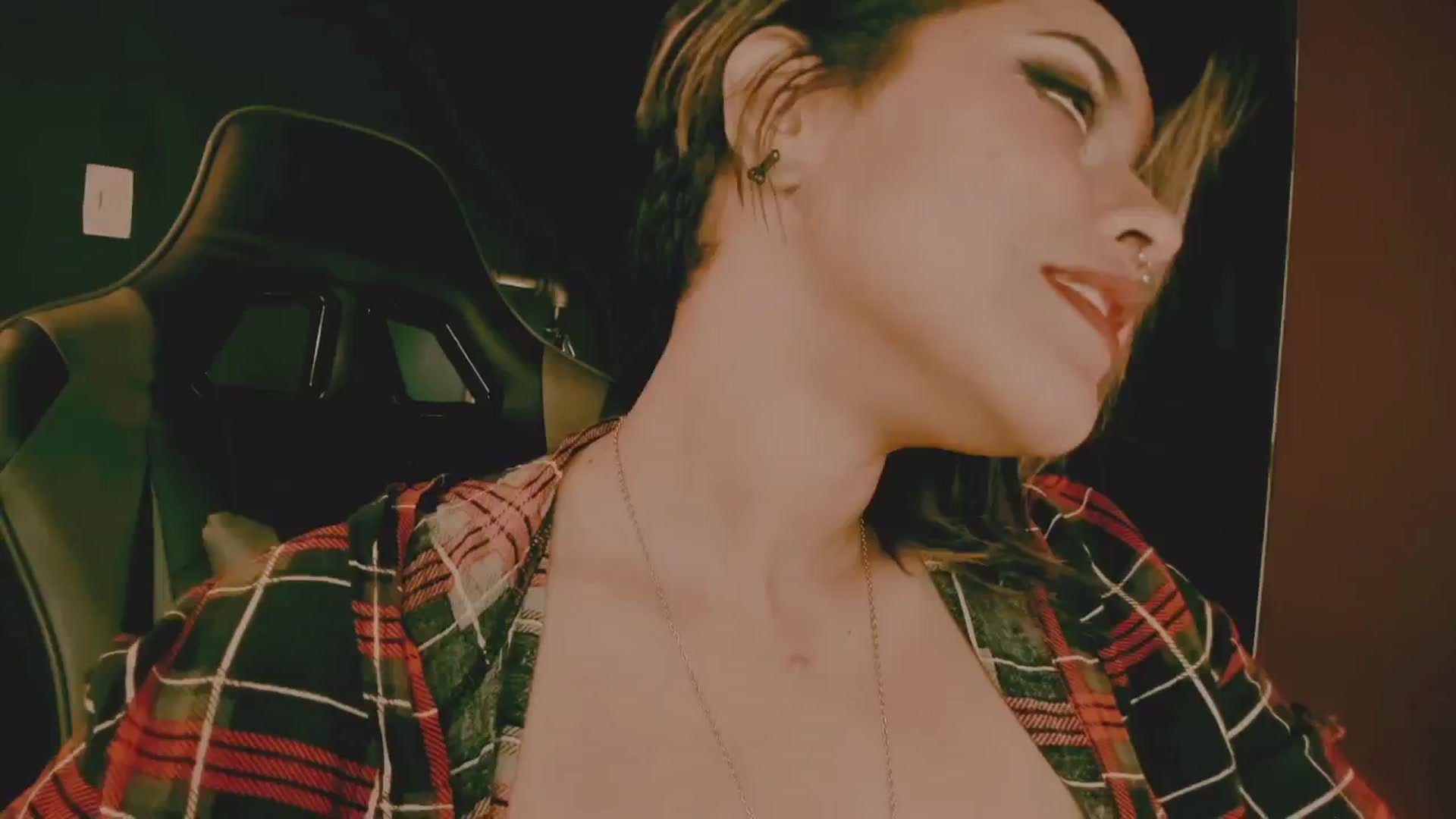 Gallery image thumbnail from AbraxxysRadio's myfreecams stream on, 07/31/2024, 24:16 image 6 of 20