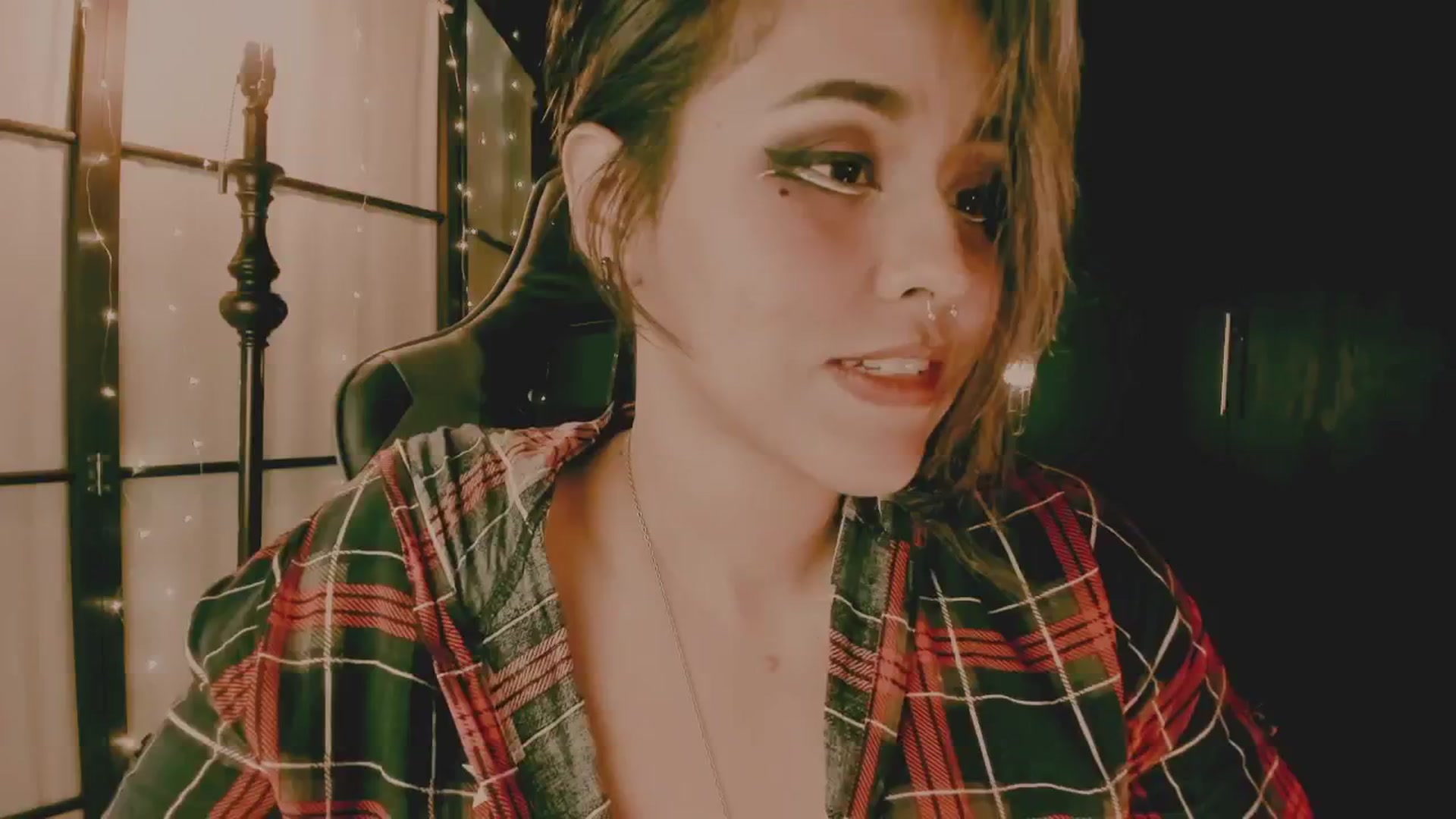 Gallery image thumbnail from AbraxxysRadio's myfreecams stream on, 07/31/2024, 24:59 image 5 of 20