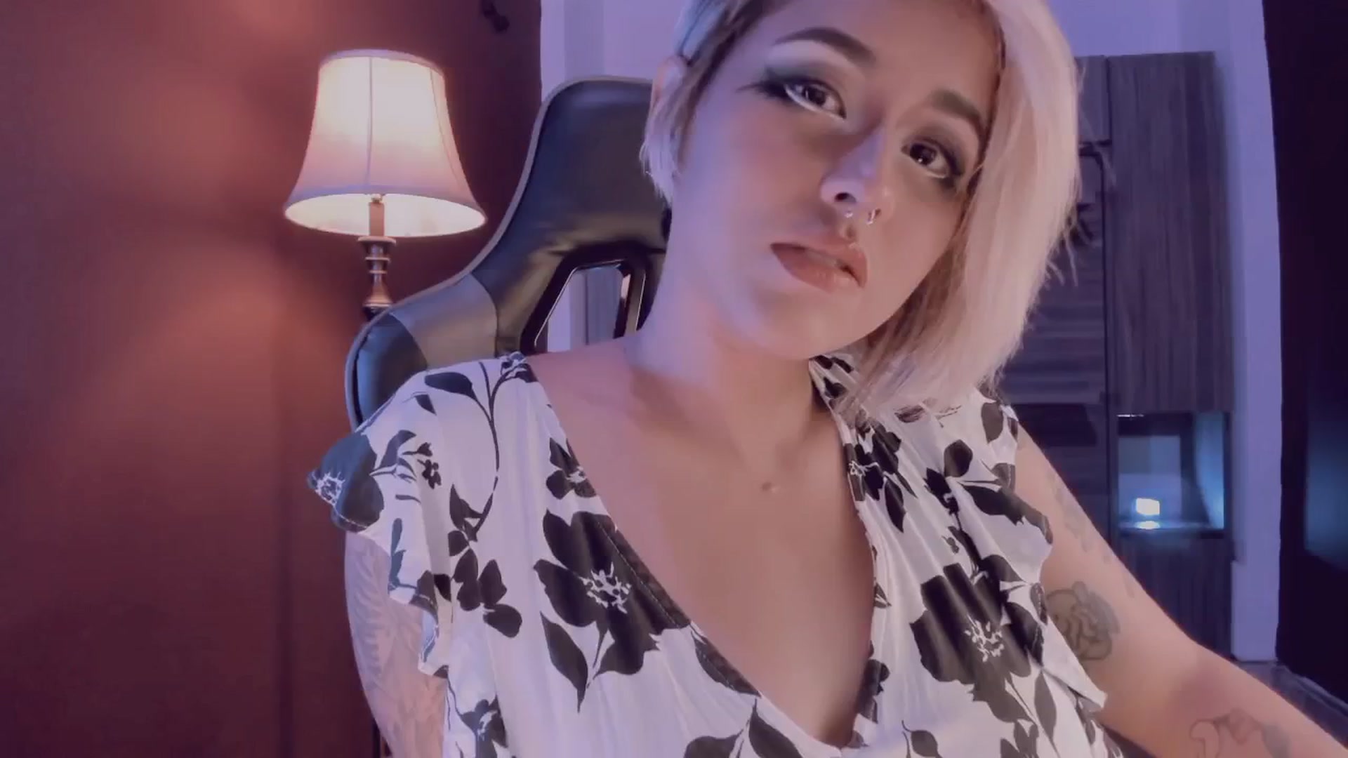 Gallery image thumbnail from AbraxxysRadio's myfreecams stream on, 08/03/2024, 24:00 image 1 of 20