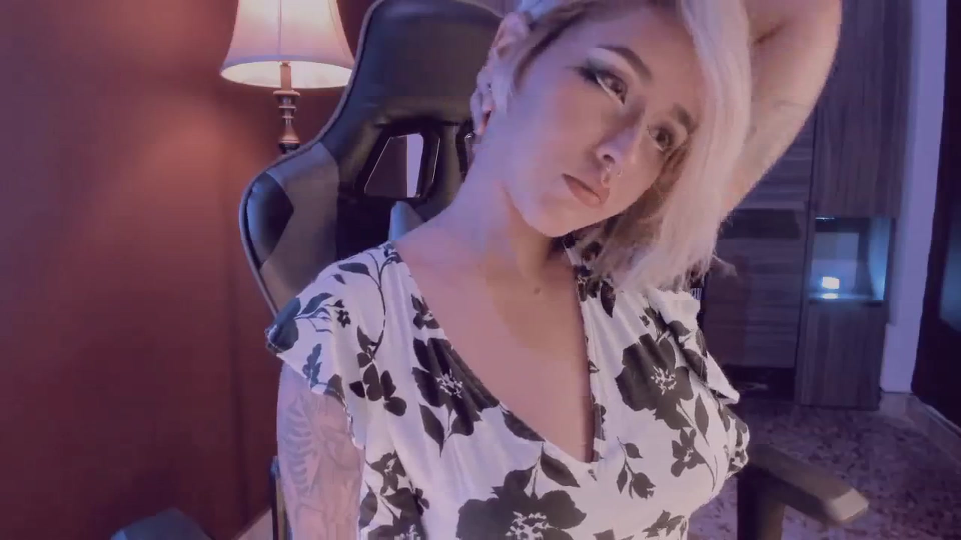 Gallery image thumbnail from AbraxxysRadio's myfreecams stream on, 08/03/2024, 24:00 image 5 of 20