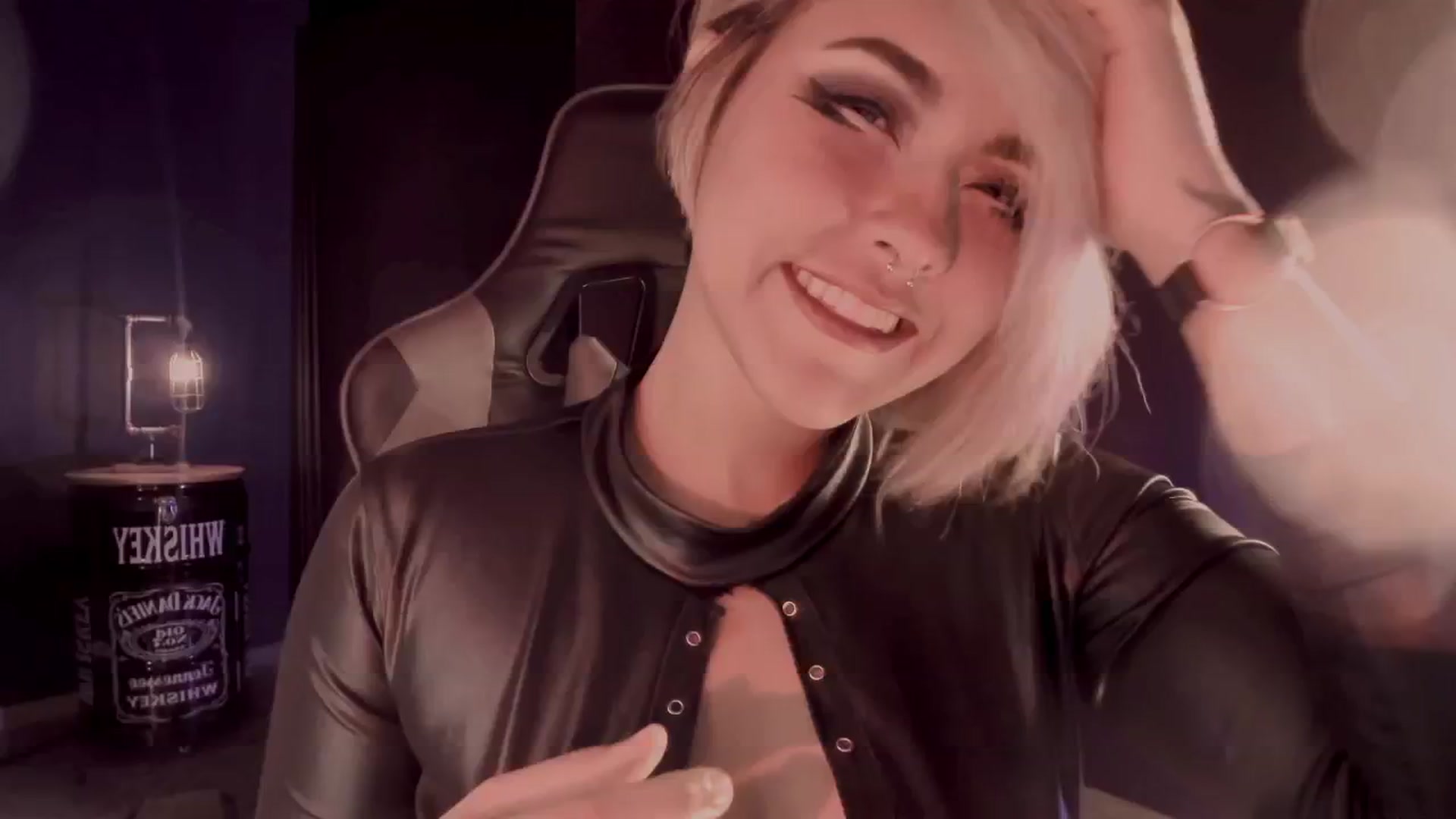 Gallery image thumbnail from AbraxxysRadio's myfreecams stream on, 08/06/2024, 24:00 image 17 of 20