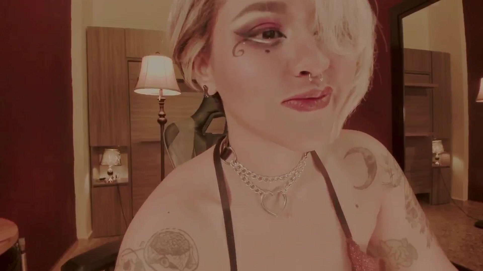 Gallery image thumbnail from AbraxxysRadio's myfreecams stream on, 08/07/2024, 01:19 image 19 of 20