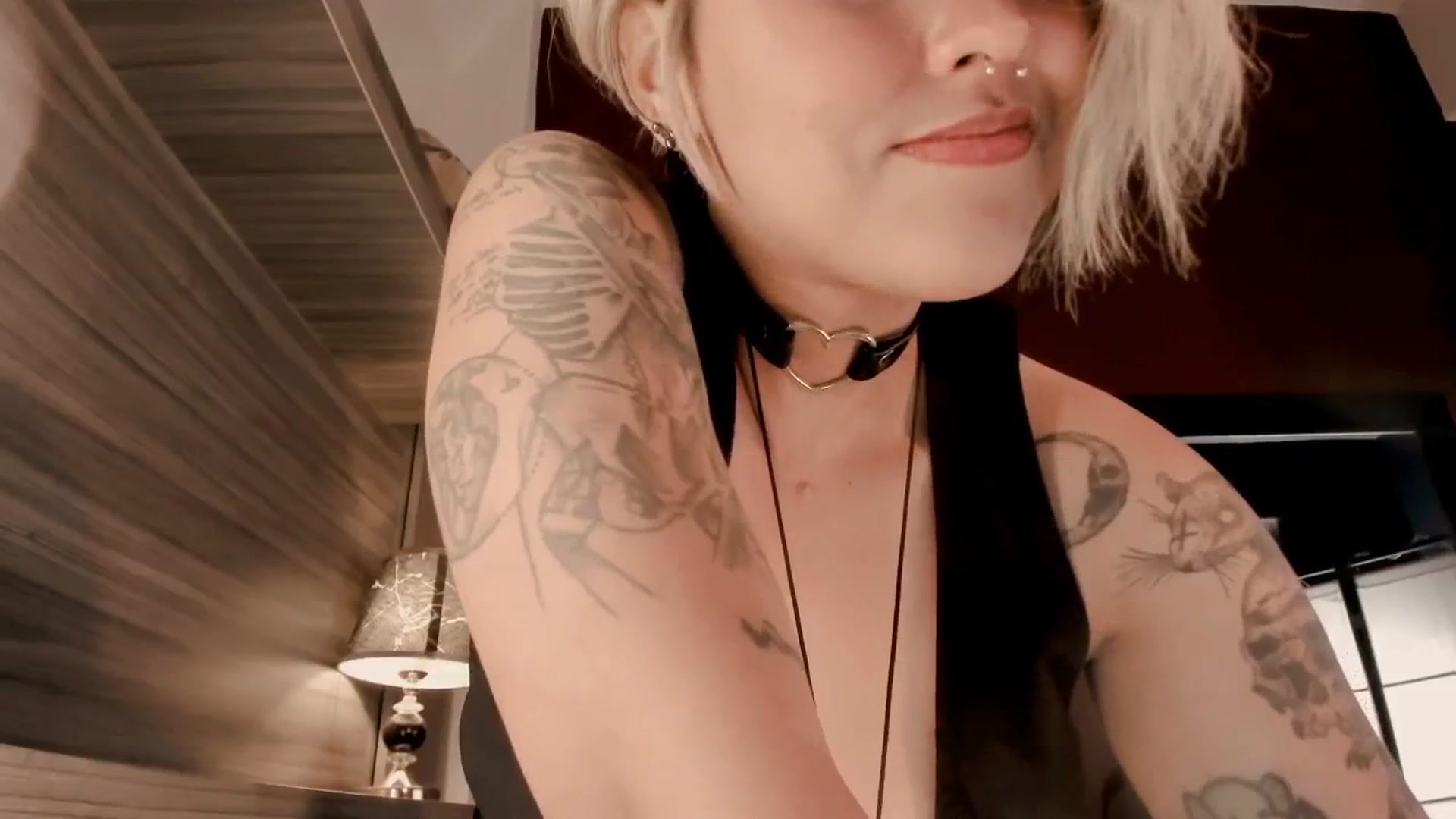 Gallery image thumbnail from AbraxxysRadio's myfreecams stream on, 08/16/2024, 01:01 image 18 of 20