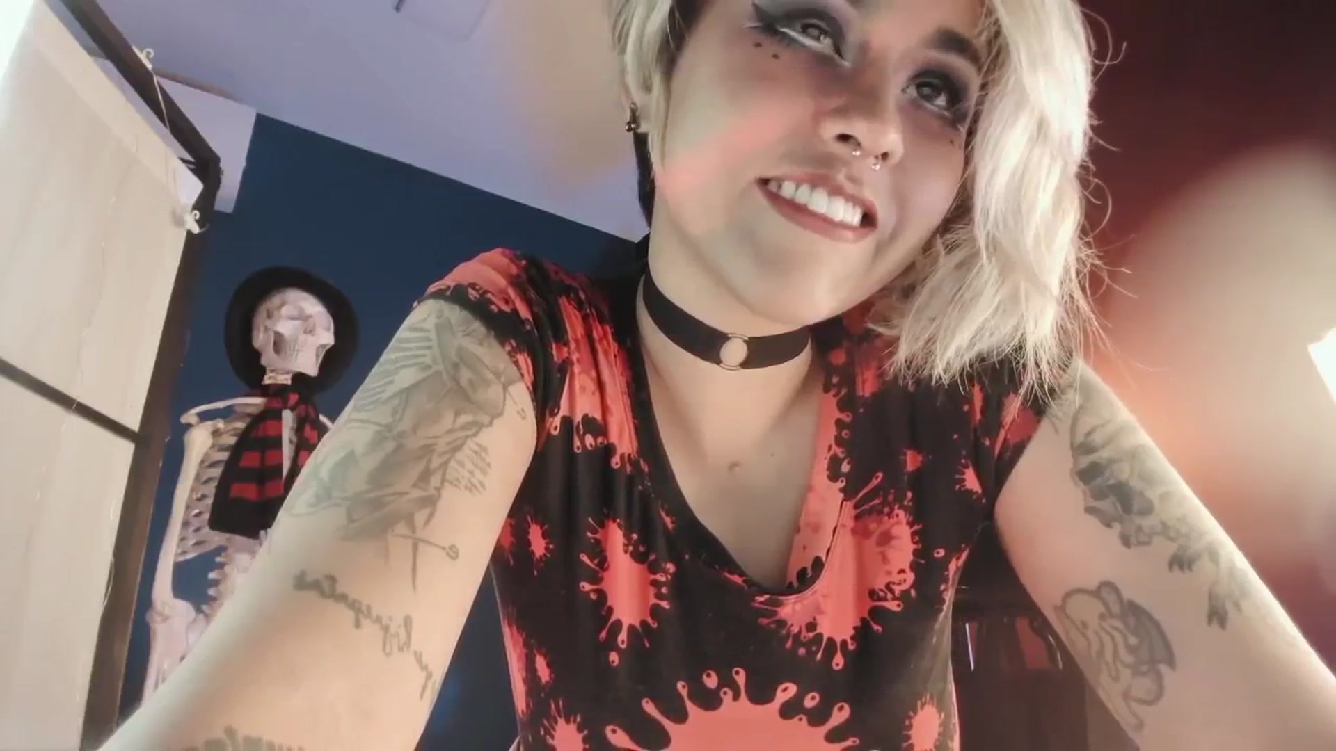 Gallery image thumbnail from AbraxxysRadio's myfreecams stream on, 08/25/2024, 19:01 image 8 of 20