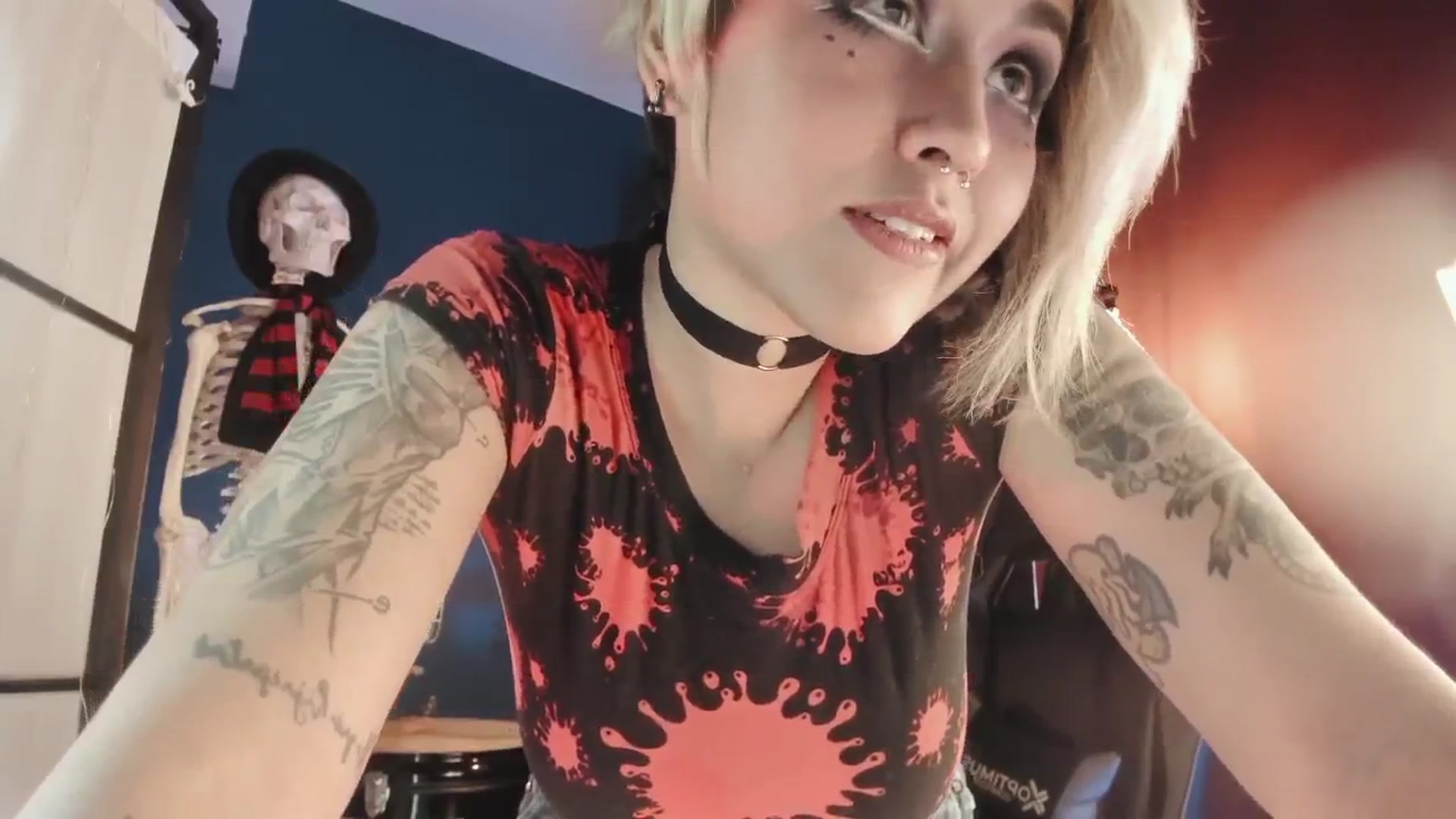 Gallery image thumbnail from AbraxxysRadio's myfreecams stream on, 08/25/2024, 19:01 image 9 of 20