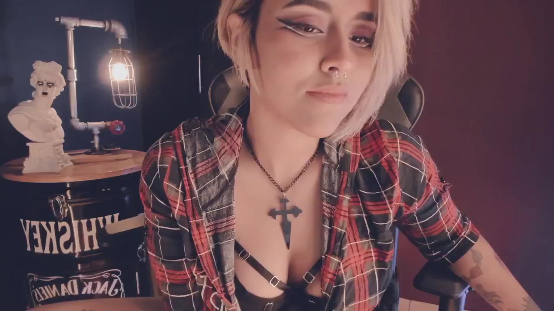 Gallery image thumbnail from AbraxxysRadio's myfreecams stream on, 09/01/2024, 18:03 image 16 of 20