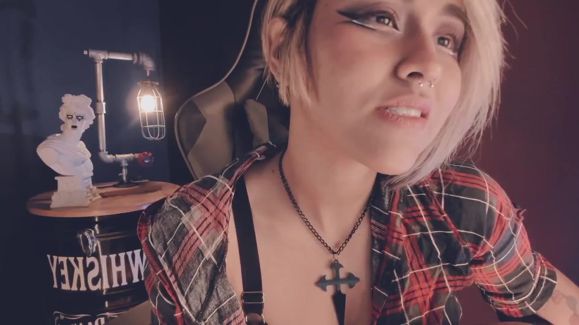Gallery image thumbnail from AbraxxysRadio's myfreecams stream on, 09/01/2024, 18:03 image 7 of 20