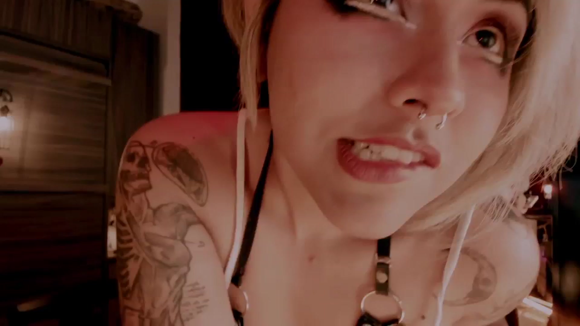 Gallery image thumbnail from AbraxxysRadio's myfreecams stream on, 09/04/2024, 23:48 image 13 of 20