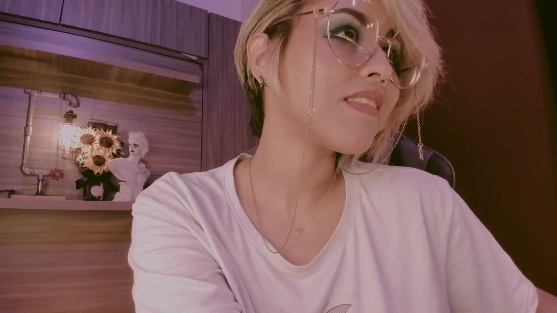 Gallery image thumbnail from AbraxxysRadio's myfreecams stream on, 09/10/2024, 24:01 image 20 of 20