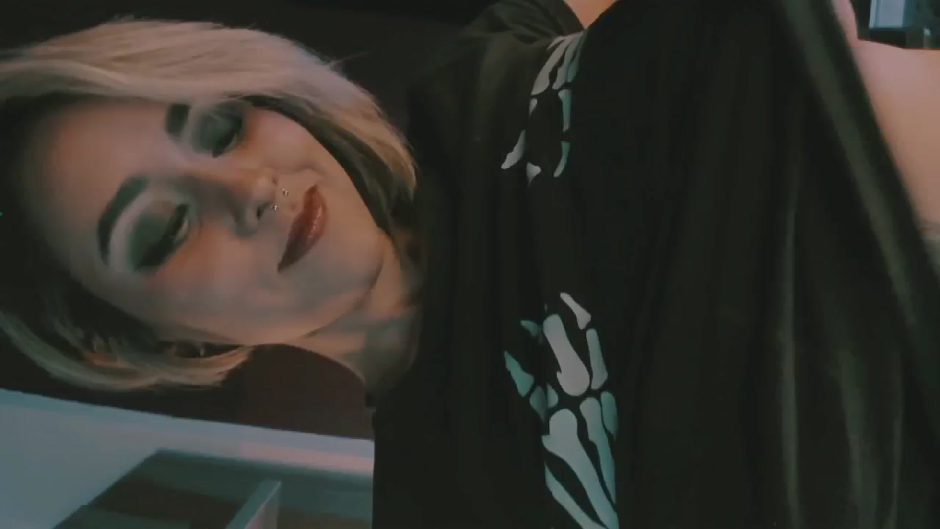 Gallery image thumbnail from AbraxxysRadio's myfreecams stream on, 09/17/2024, 04:15 image 3 of 20