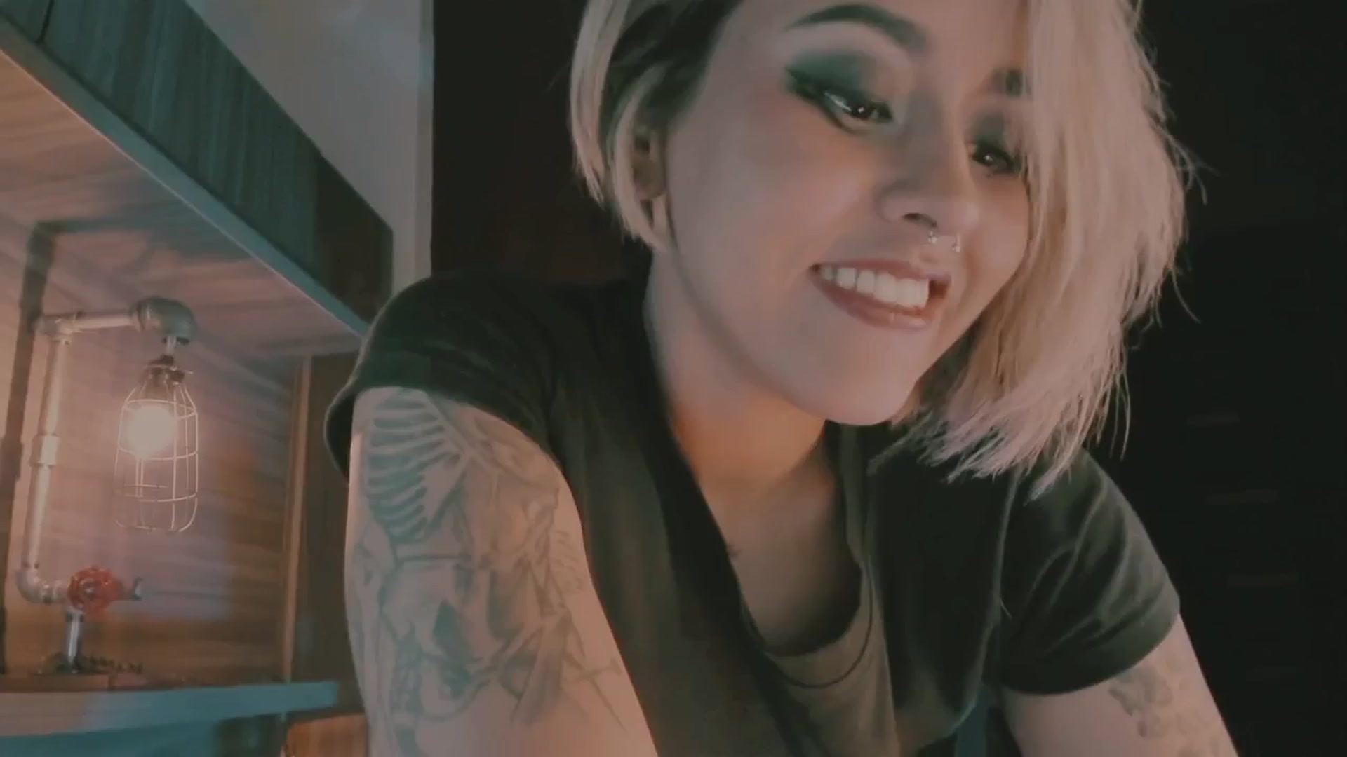 Gallery image thumbnail from AbraxxysRadio's myfreecams stream on, 09/17/2024, 04:15 image 12 of 20