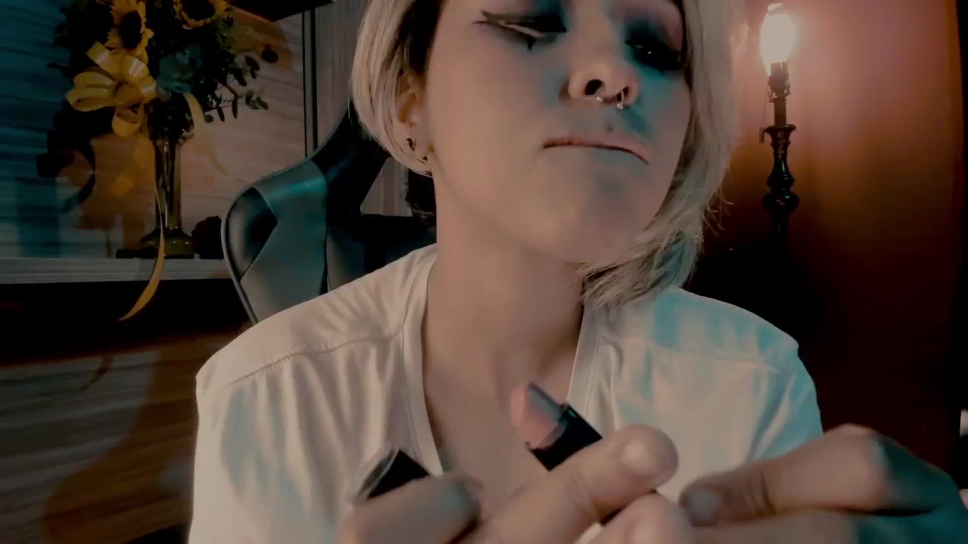 Gallery image thumbnail from AbraxxysRadio's myfreecams stream on, 09/25/2024, 24:39 image 18 of 20