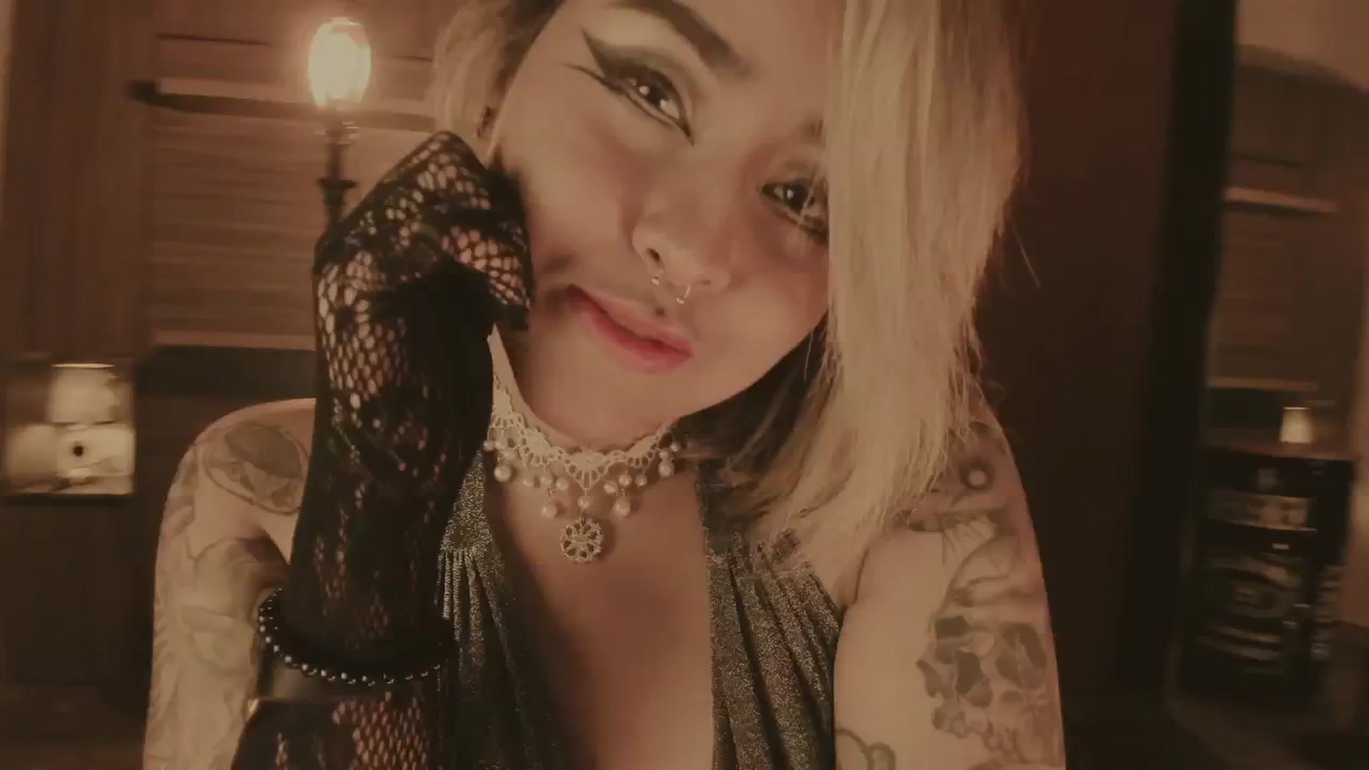 Gallery image thumbnail from AbraxxysRadio's myfreecams stream on, 10/02/2024, 24:34 image 4 of 20