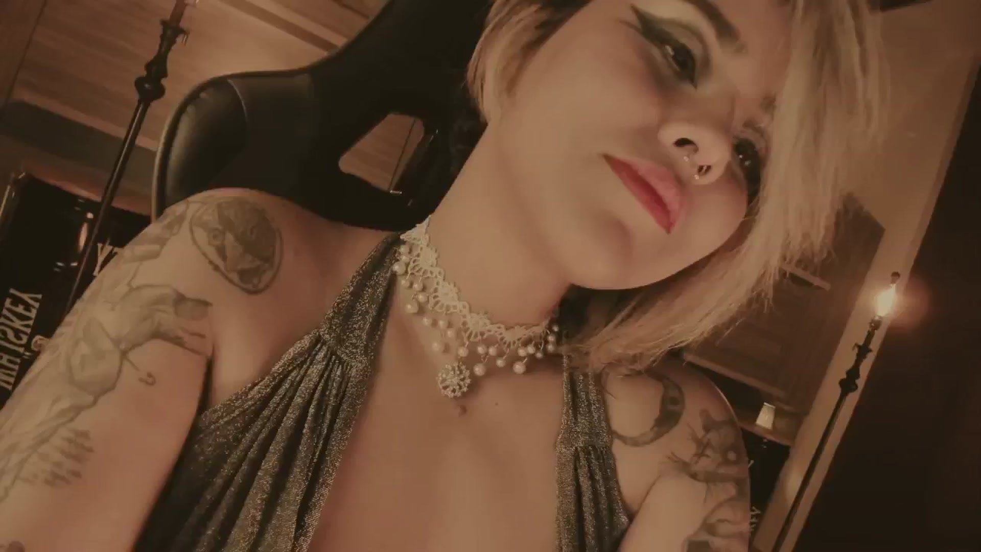 Gallery image thumbnail from AbraxxysRadio's myfreecams stream on, 10/02/2024, 24:34 image 16 of 20