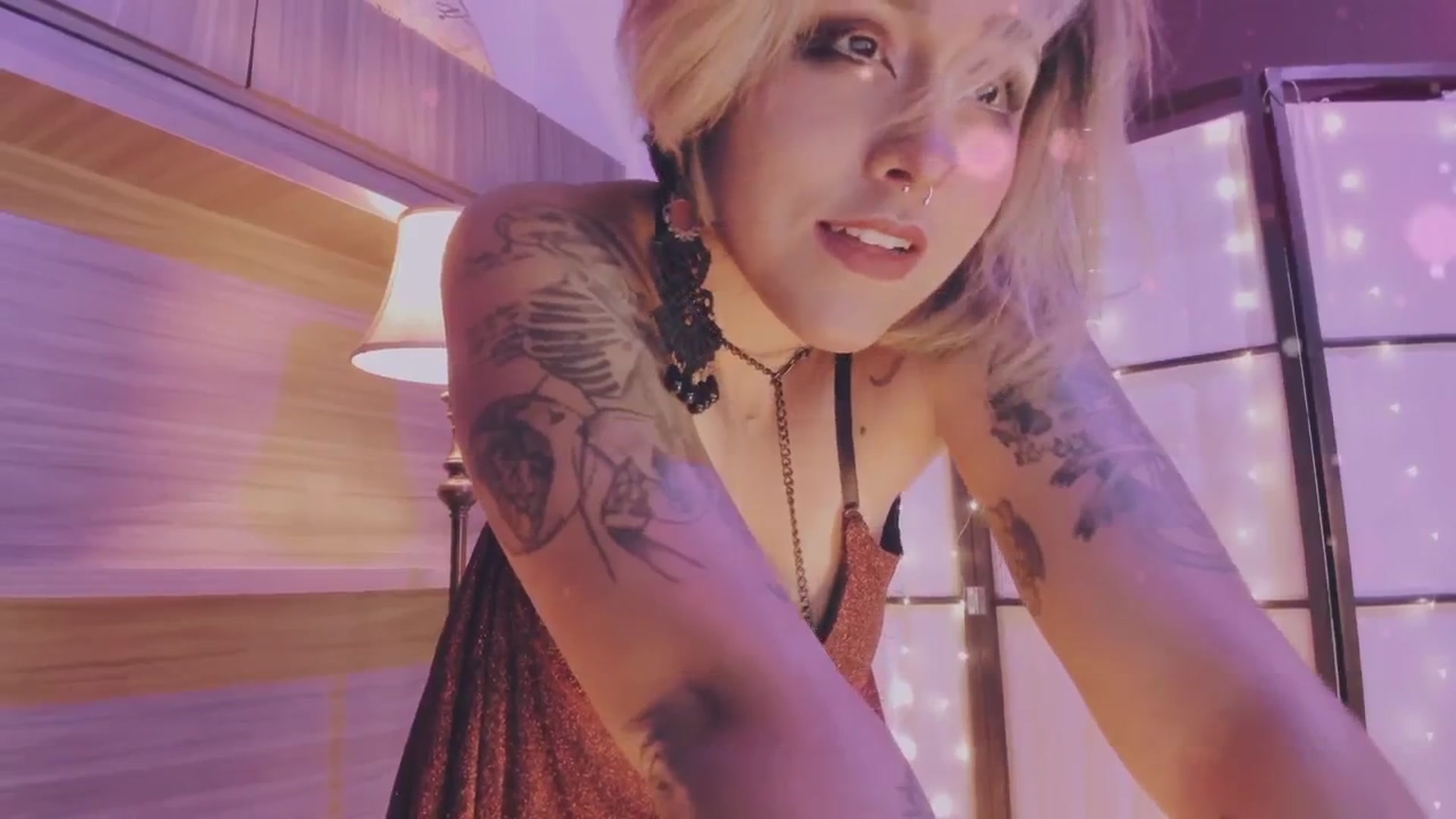 Gallery image thumbnail from AbraxxysRadio's myfreecams stream on, 10/04/2024, 23:54 image 11 of 20