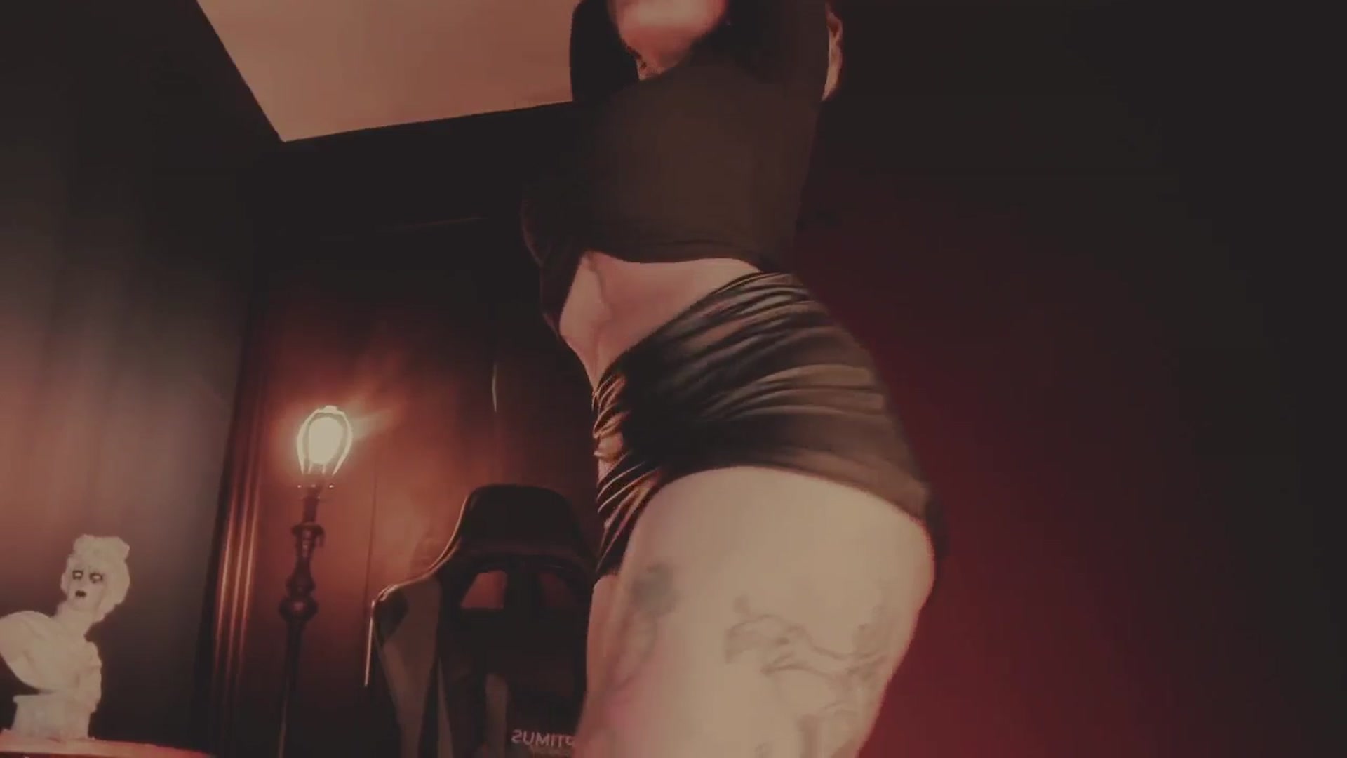 Gallery image thumbnail from AbraxxysRadio's myfreecams stream on, 10/09/2024, 02:12 image 7 of 20