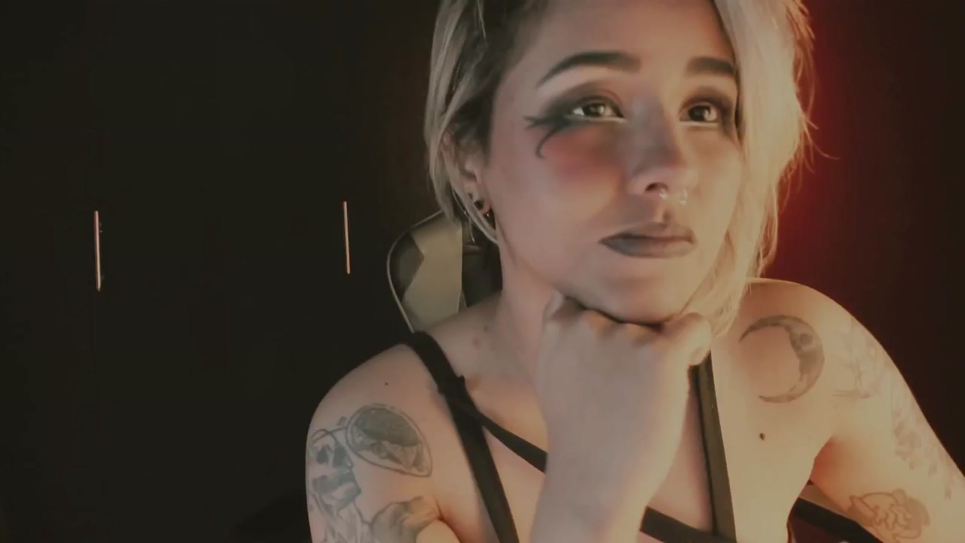 Gallery image thumbnail from AbraxxysRadio's myfreecams stream on, 10/14/2024, 23:46 image 19 of 20