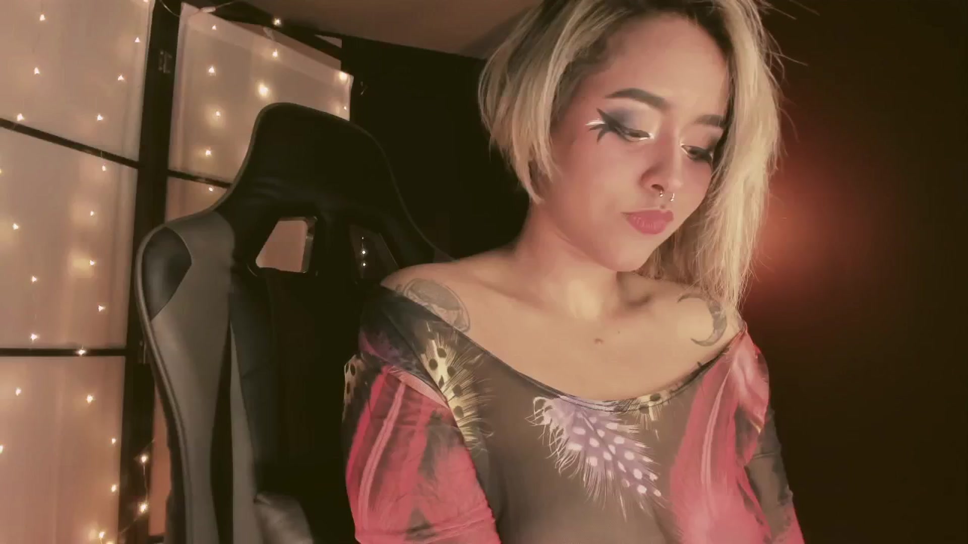 Gallery image thumbnail from AbraxxysRadio's myfreecams stream on, 10/23/2024, 01:19 image 6 of 20