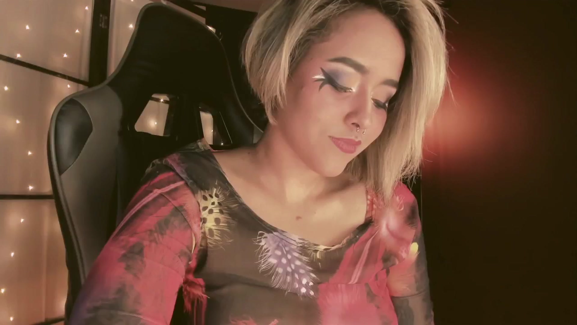 Gallery image thumbnail from AbraxxysRadio's myfreecams stream on, 10/23/2024, 01:19 image 11 of 20