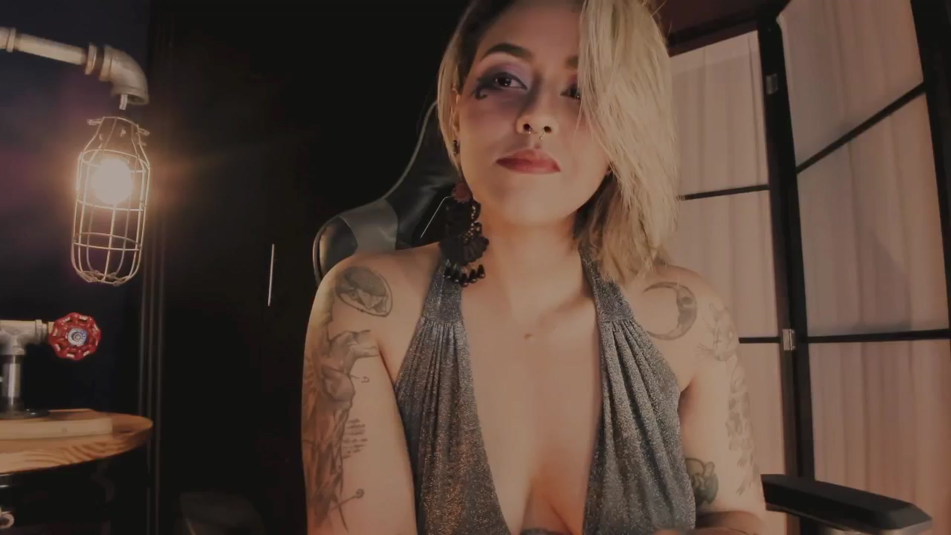 Gallery image thumbnail from AbraxxysRadio's myfreecams stream on, 10/29/2024, 01:52 image 3 of 20