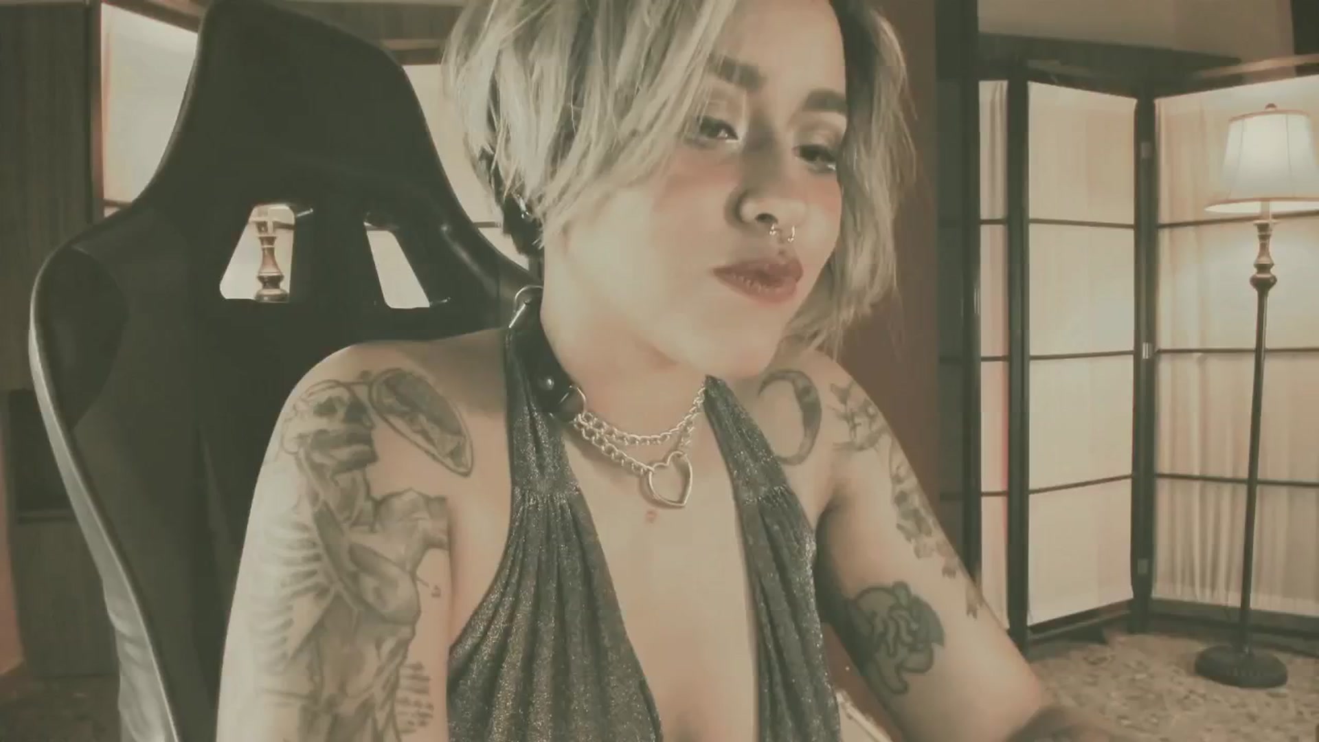 Gallery image thumbnail from AbraxxysRadio's myfreecams stream on, 11/13/2024, 01:32 image 19 of 20