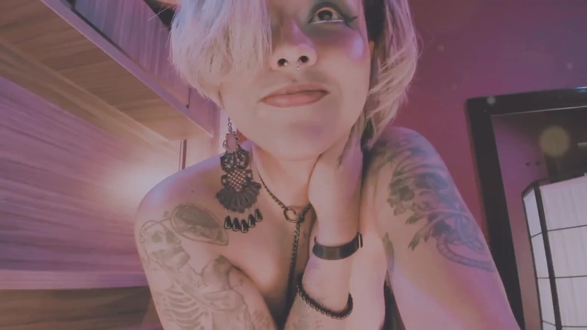 Gallery image thumbnail from AbraxxysRadio's myfreecams stream on, 11/16/2024, 24:37 image 20 of 20