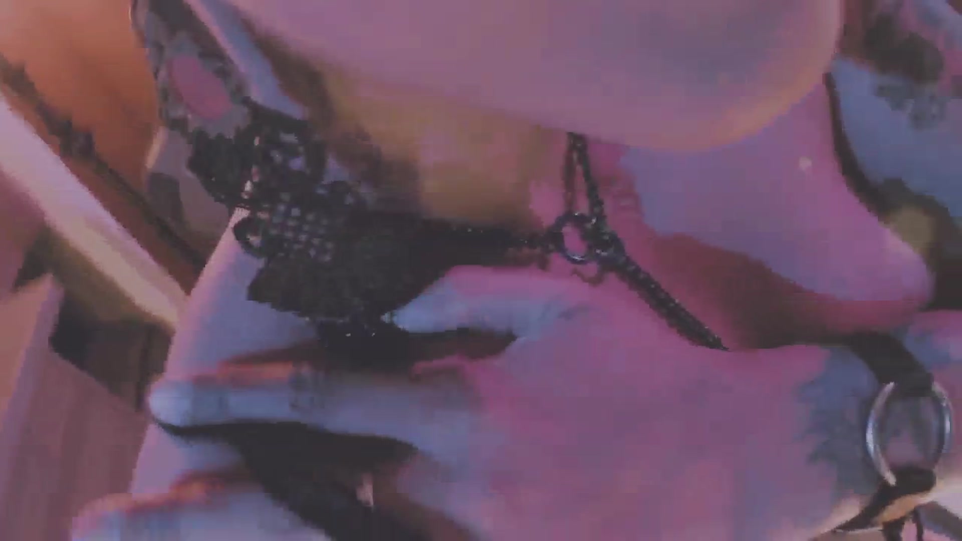 Gallery image thumbnail from AbraxxysRadio's myfreecams stream on, 11/16/2024, 24:37 image 3 of 20