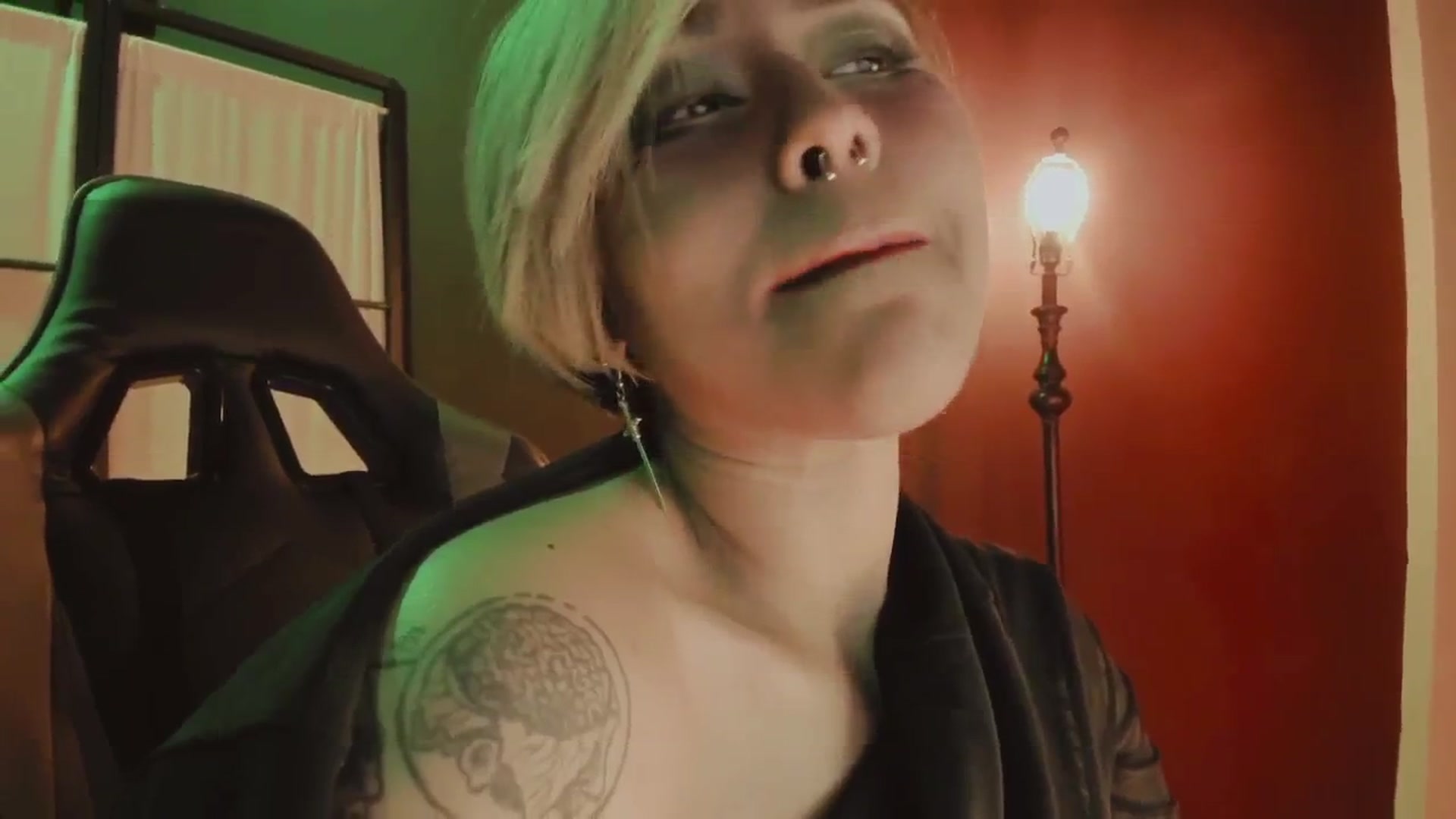 Gallery image thumbnail from AbraxxysRadio's myfreecams stream on, 11/19/2024, 02:10 image 2 of 20