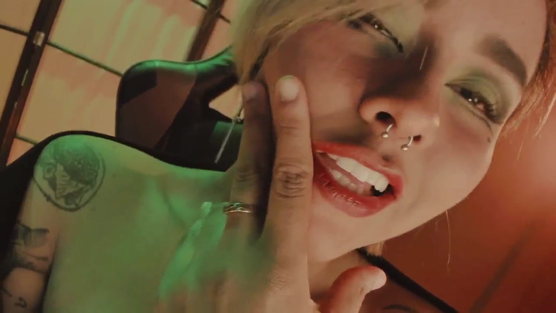 Gallery image thumbnail from AbraxxysRadio's myfreecams stream on, 11/19/2024, 02:10 image 4 of 20