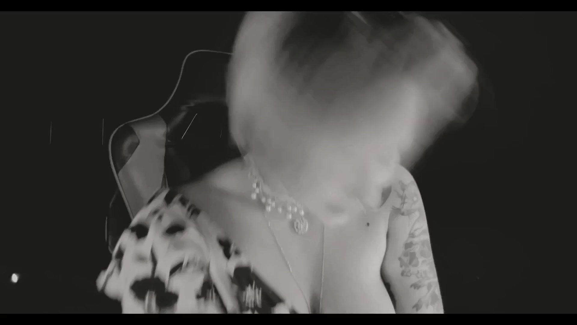 Gallery image thumbnail from AbraxxysRadio's myfreecams stream on, 11/20/2024, 24:20 image 10 of 20