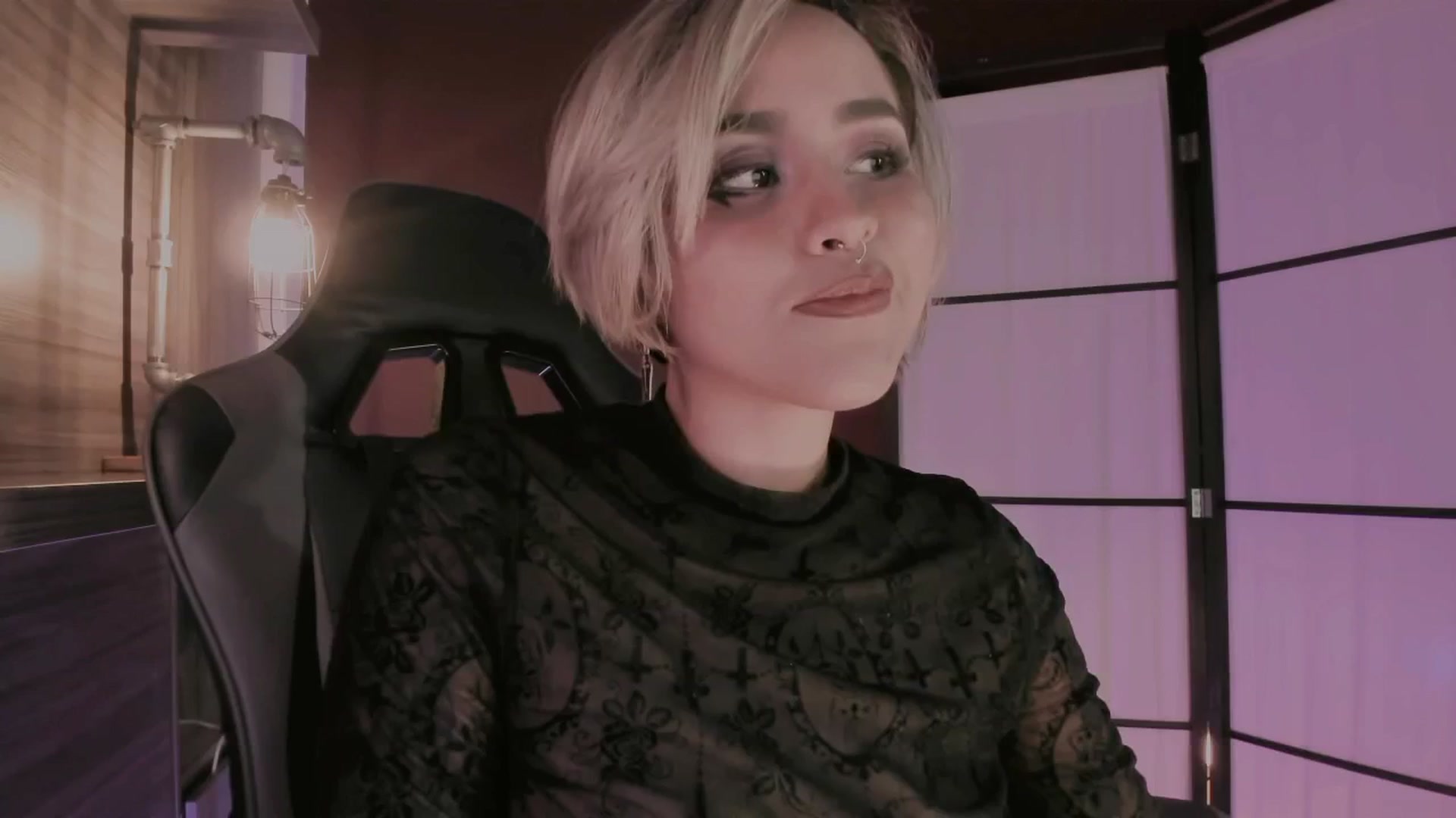 Gallery image thumbnail from AbraxxysRadio's myfreecams stream on, 11/21/2024, 02:05 image 19 of 20