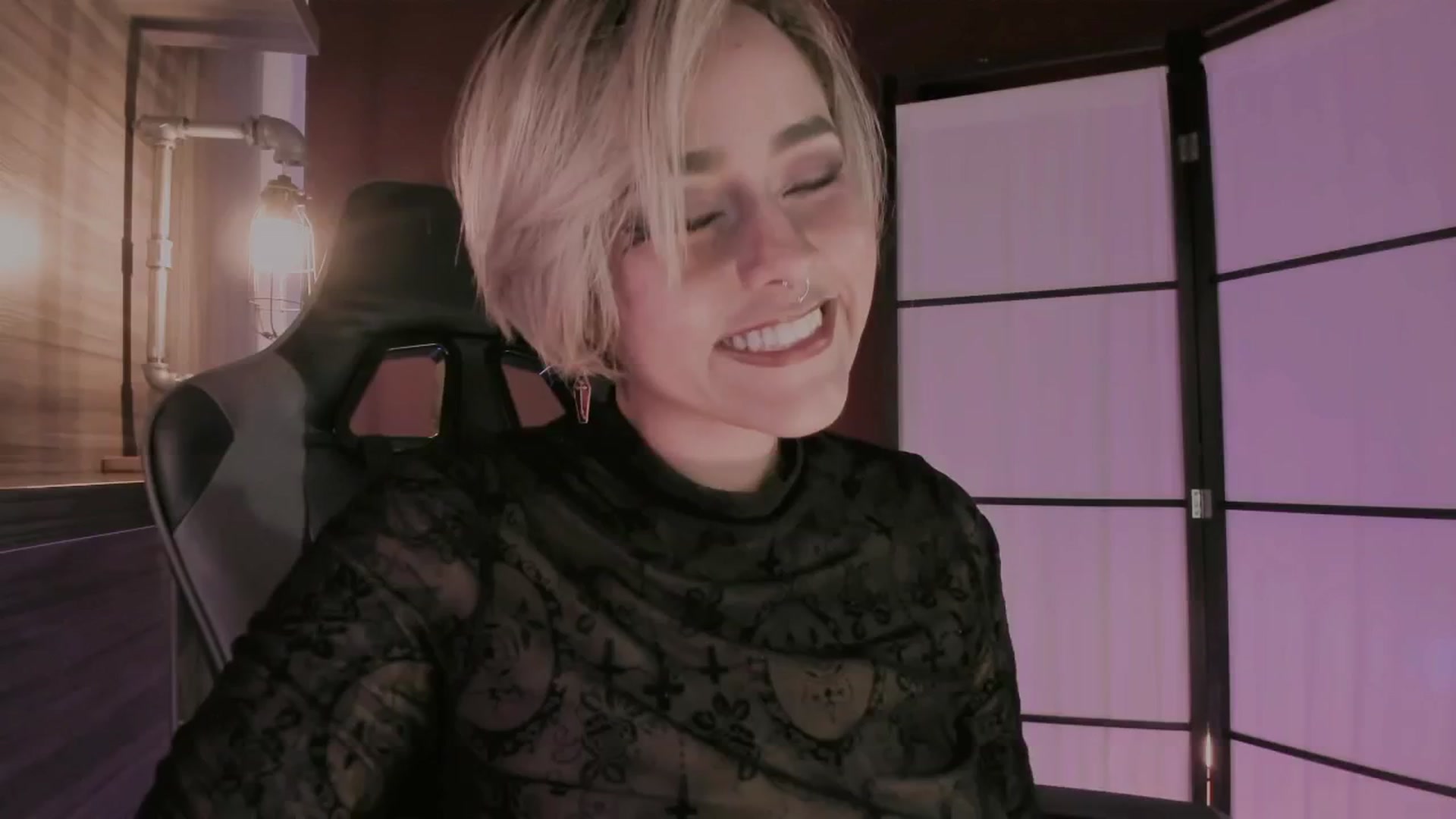Gallery image thumbnail from AbraxxysRadio's myfreecams stream on, 11/21/2024, 02:05 image 18 of 20