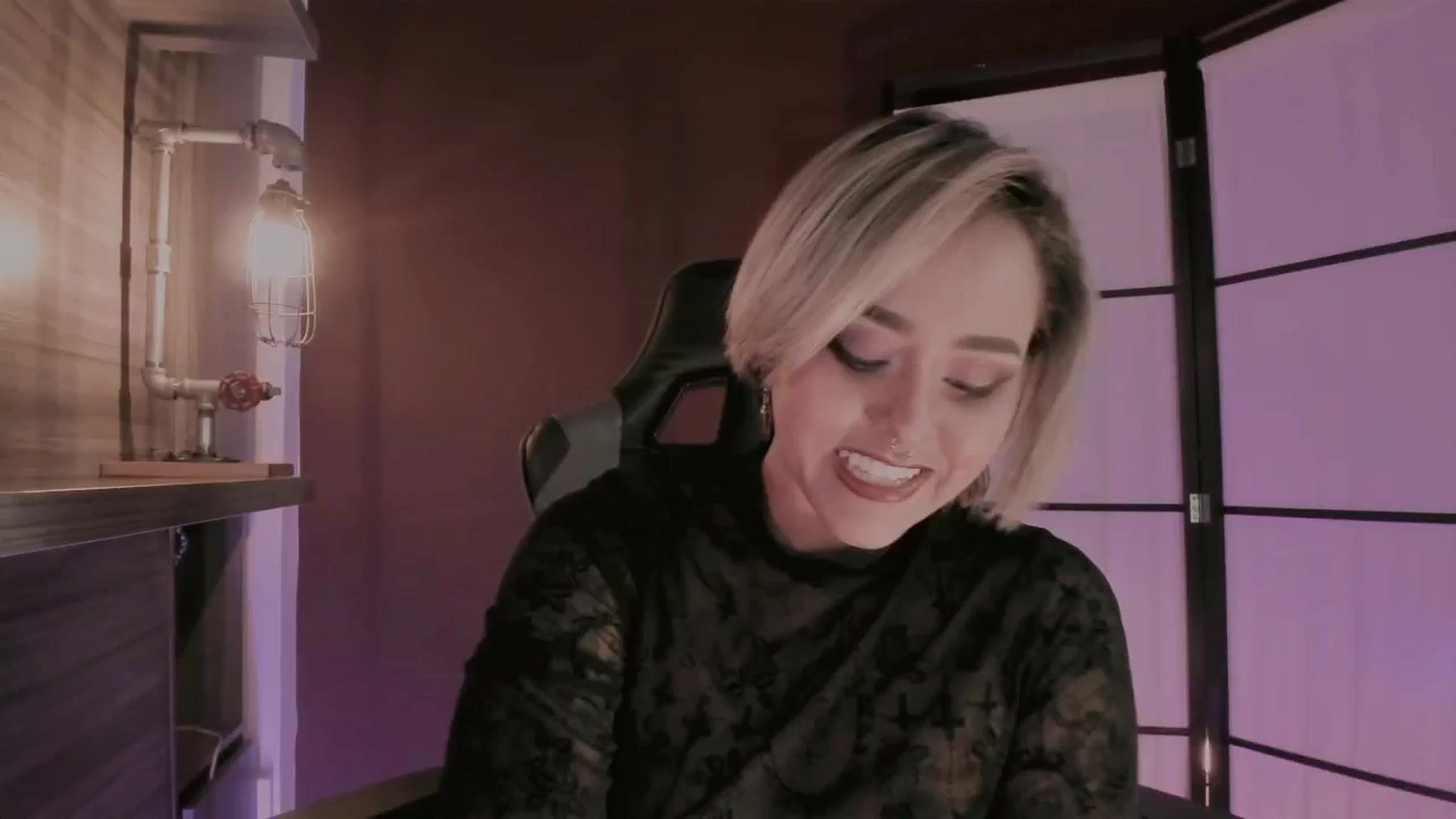 Gallery image thumbnail from AbraxxysRadio's myfreecams stream on, 11/21/2024, 02:05 image 6 of 20
